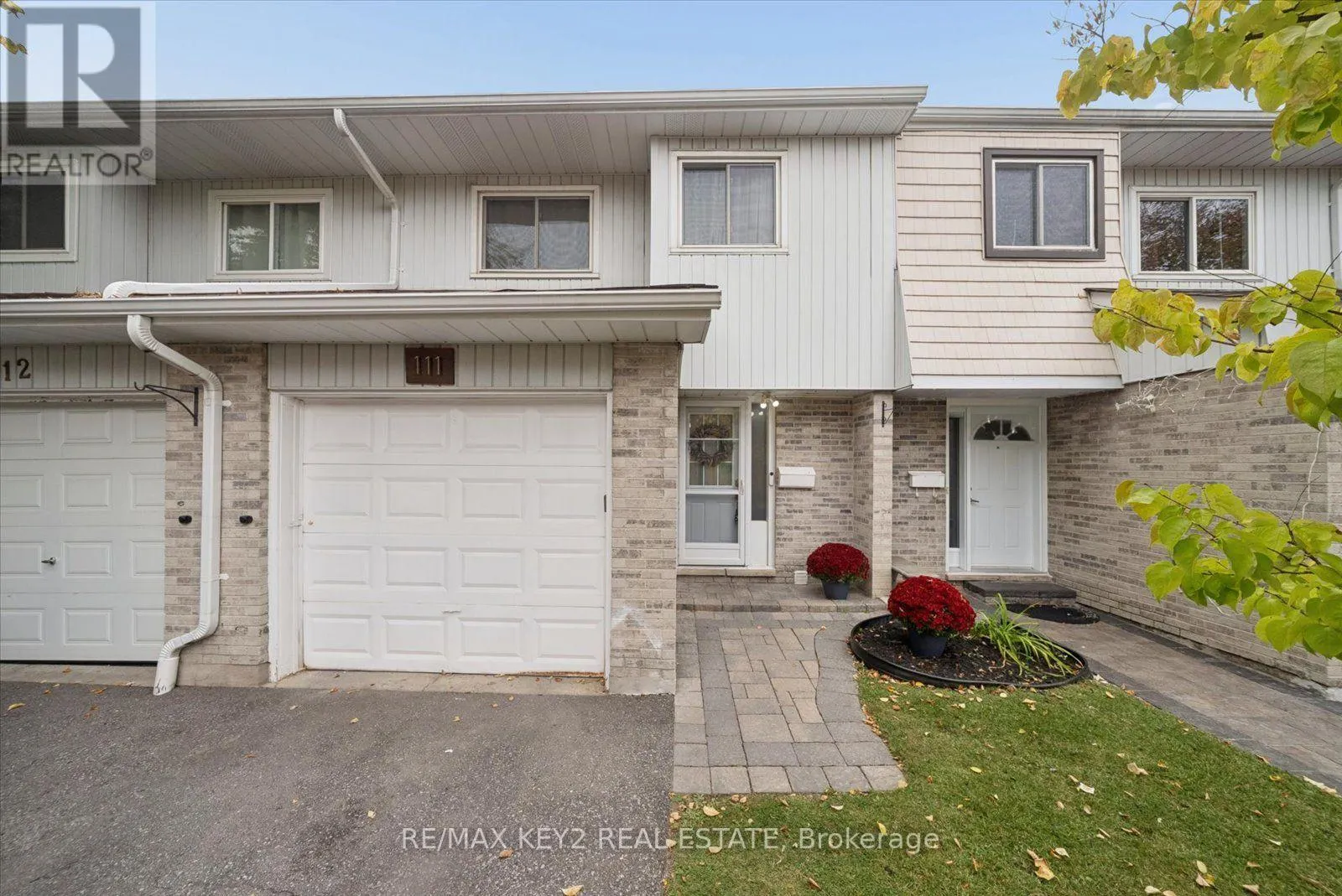 111 - 1975 ROSEFIELD ROAD