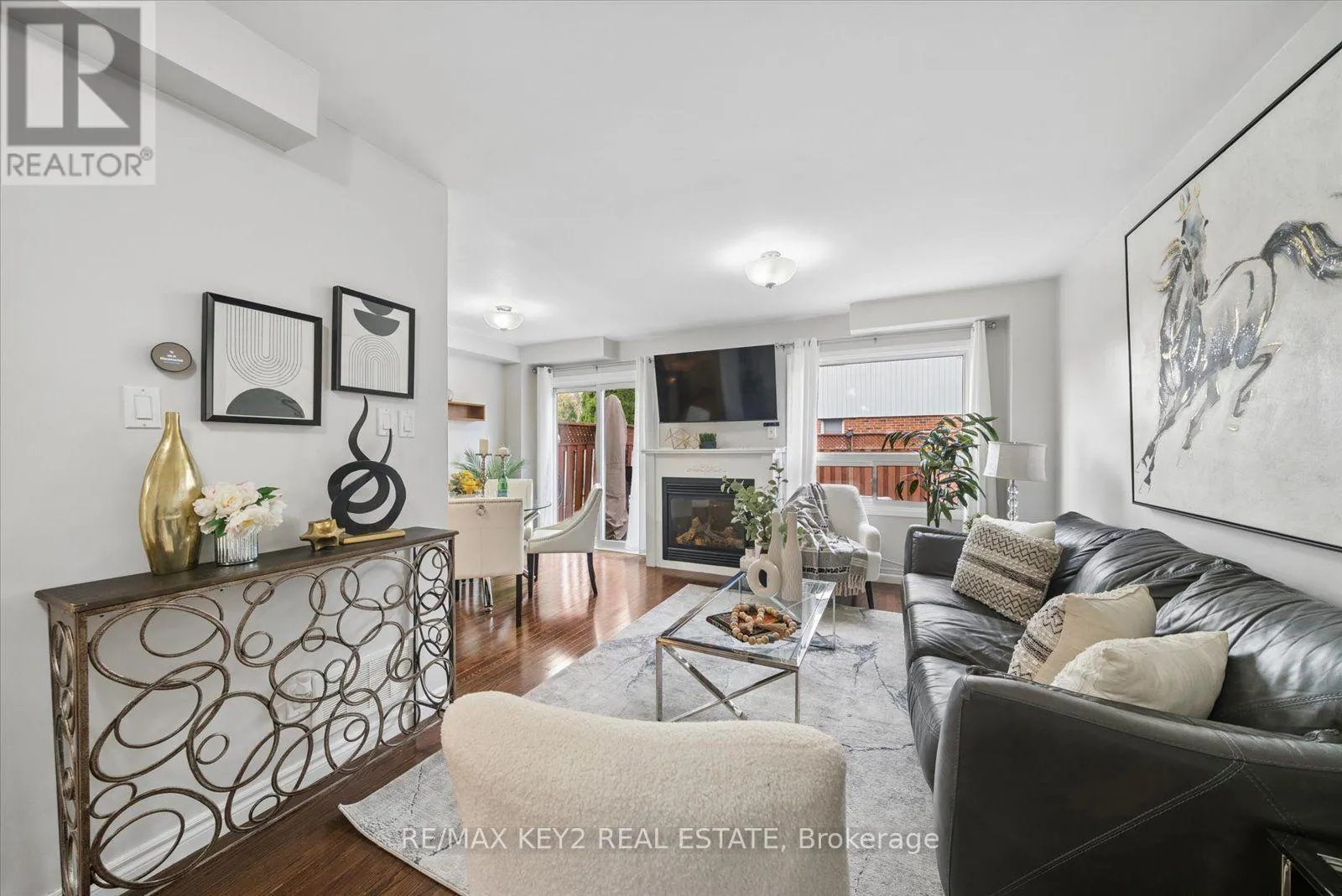 111 - 1975 ROSEFIELD ROAD