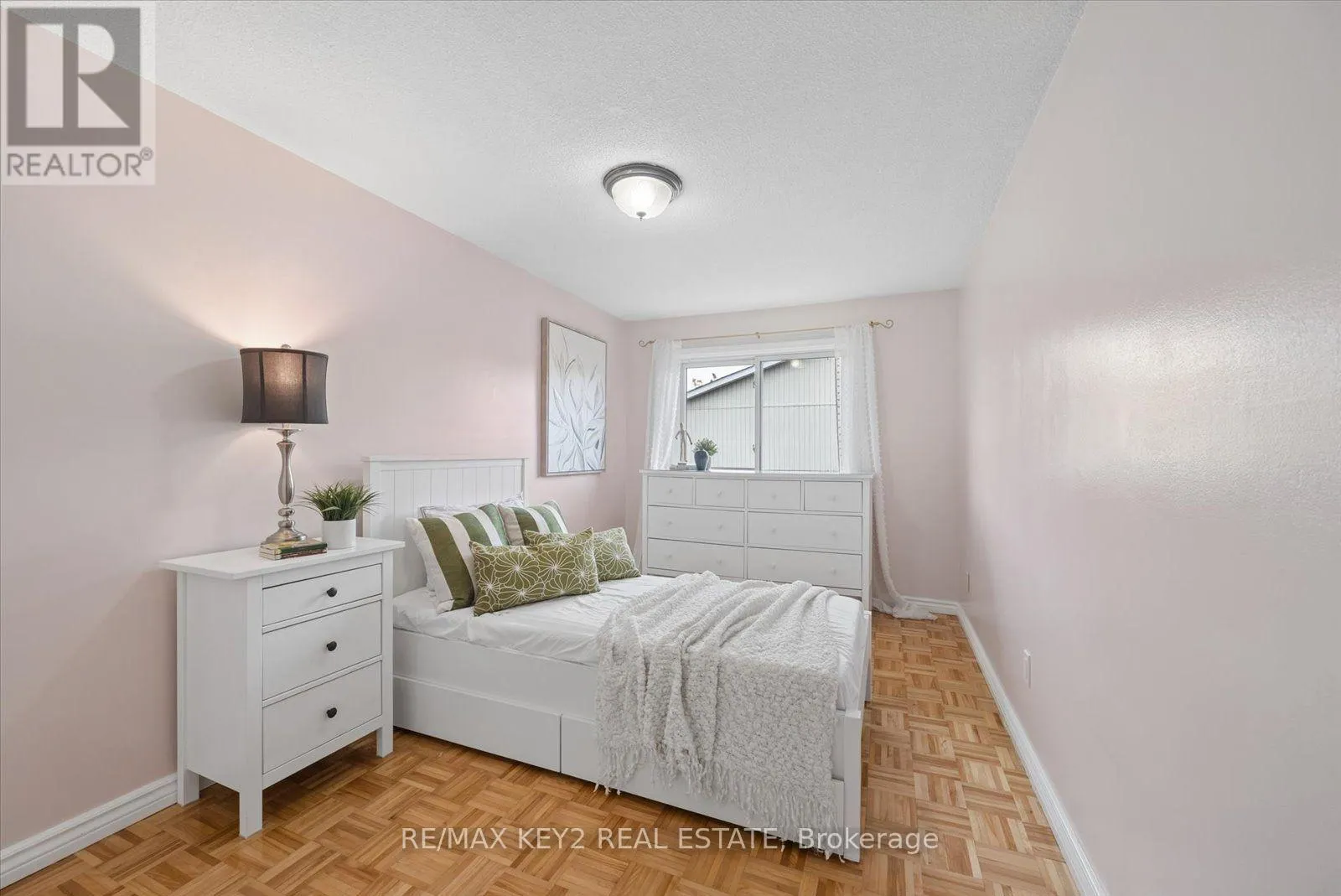 111 - 1975 ROSEFIELD ROAD