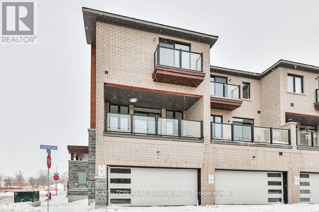 44 DOCKSIDE WAY