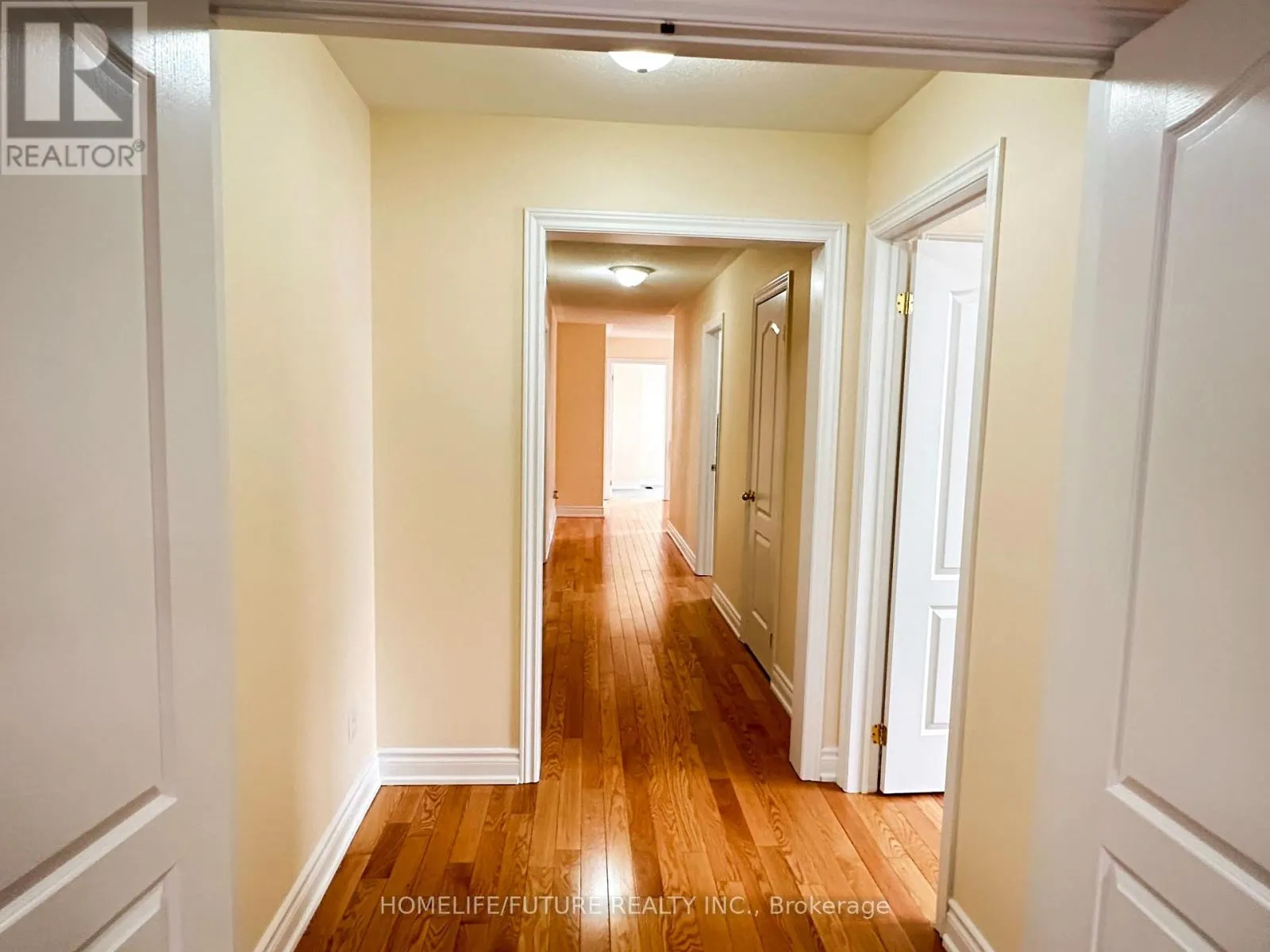 983 WRENWOOD DRIVE