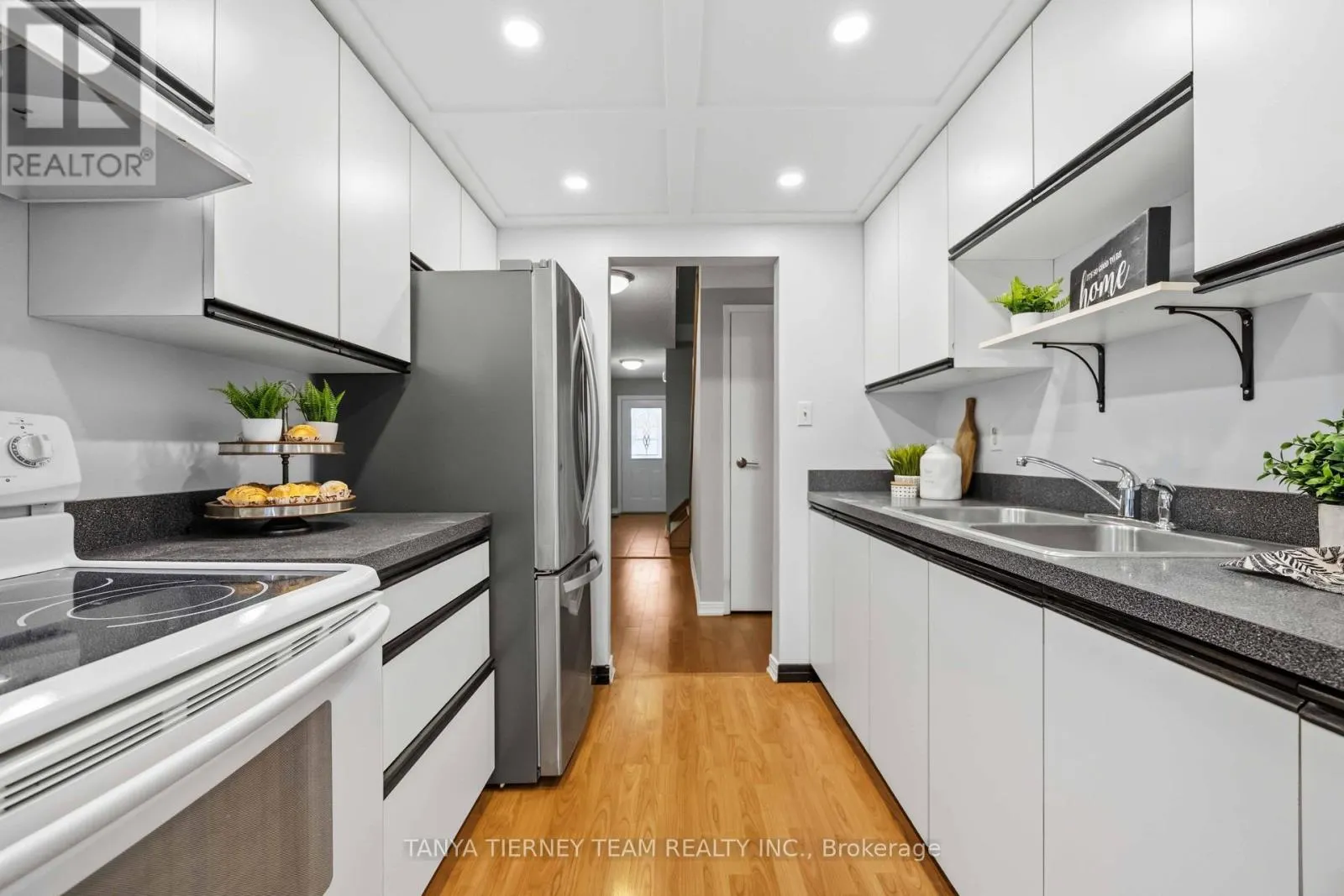 32 - 1330 TROWBRIDGE DRIVE