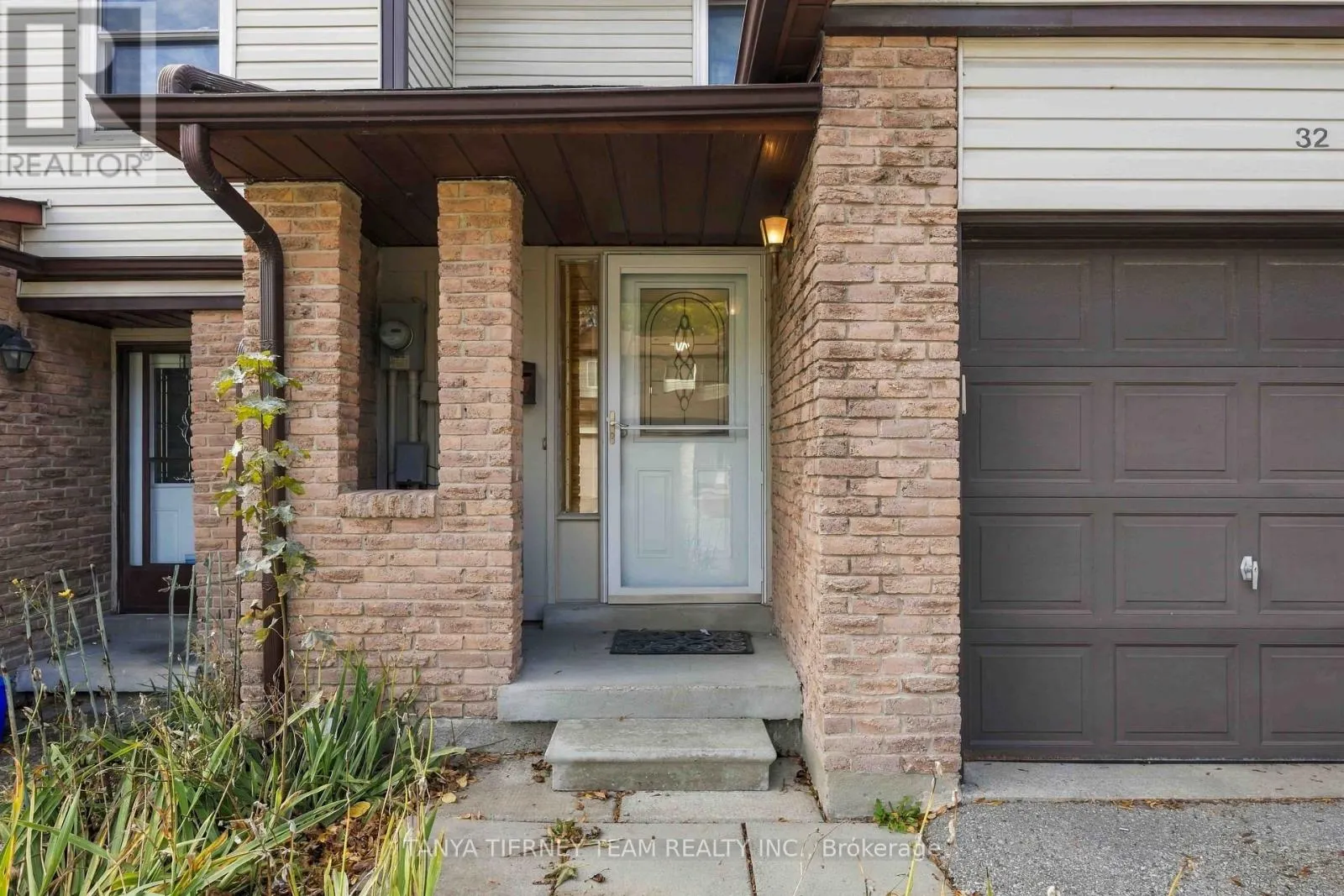 32 - 1330 TROWBRIDGE DRIVE