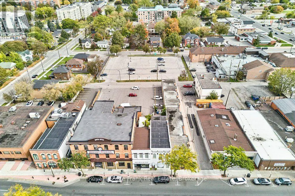 159 BROCK STREET N
