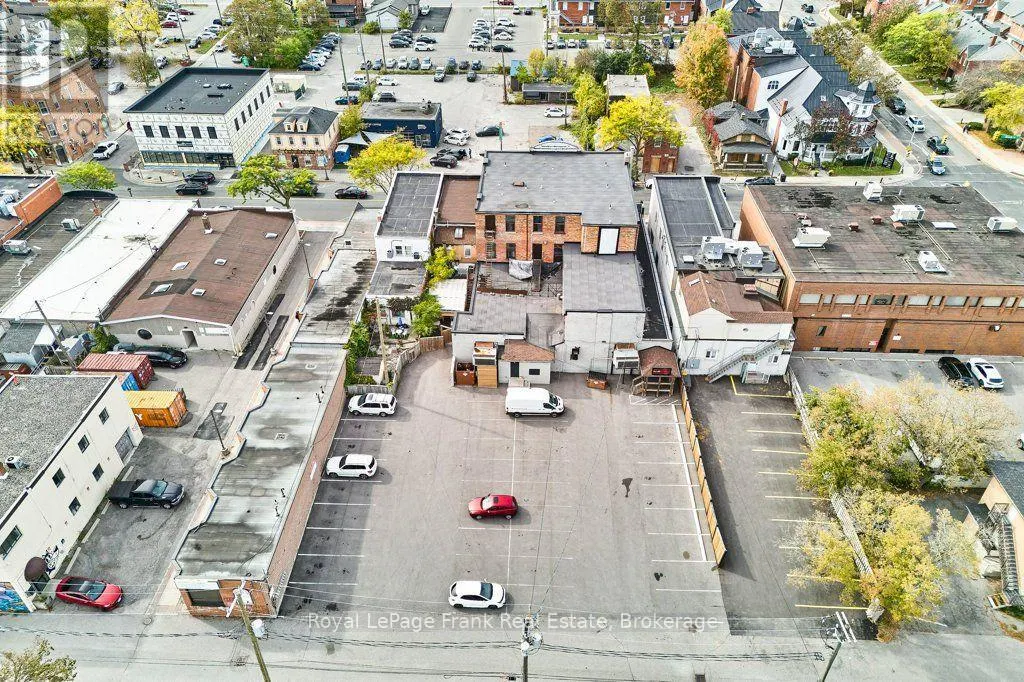 159 BROCK STREET N