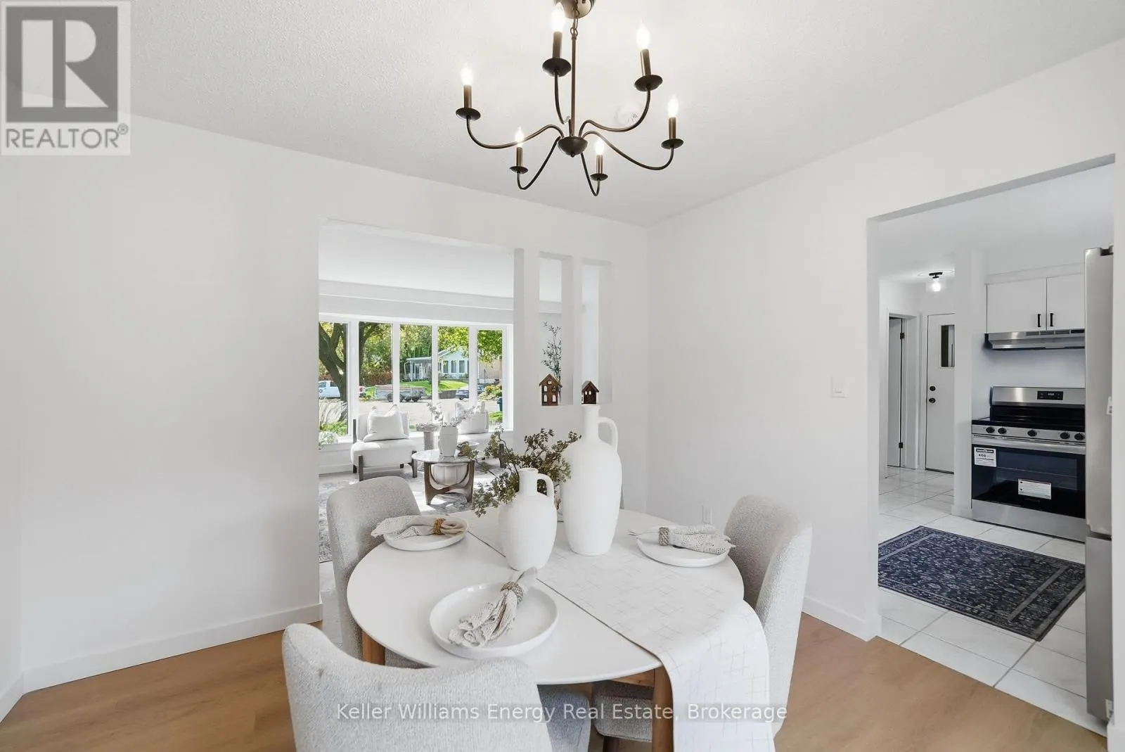 877 CAPRI COURT
