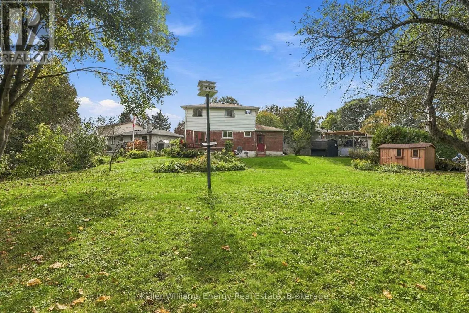 877 CAPRI COURT