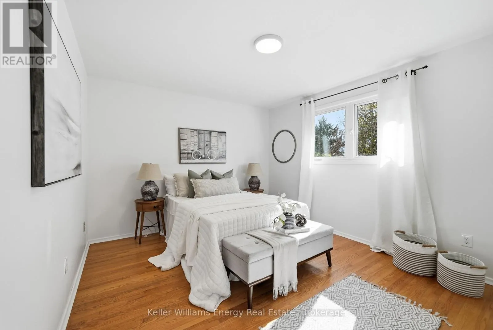 877 CAPRI COURT