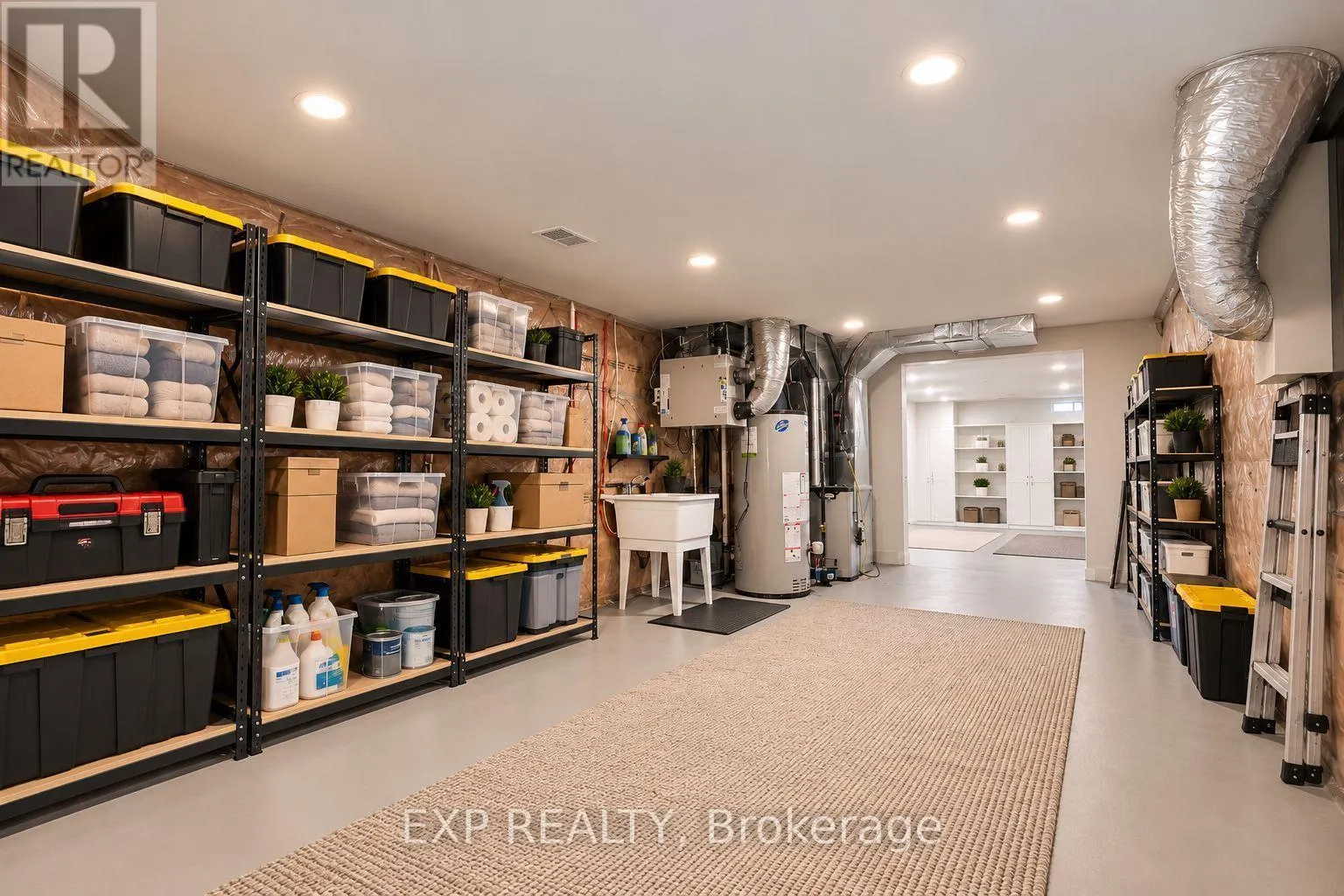 1044 CAMEO STREET