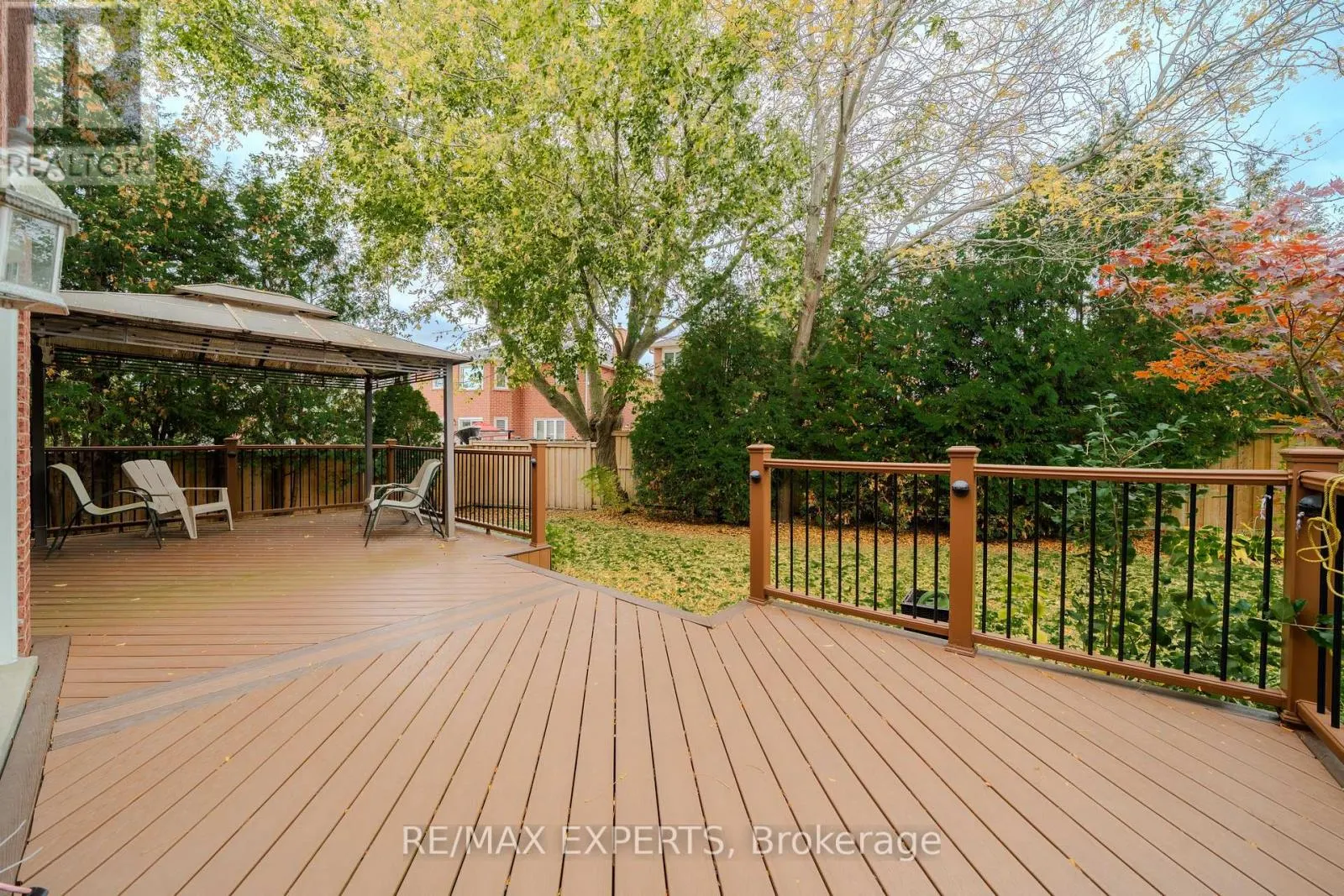 231 MOSSBROOK SQUARE
