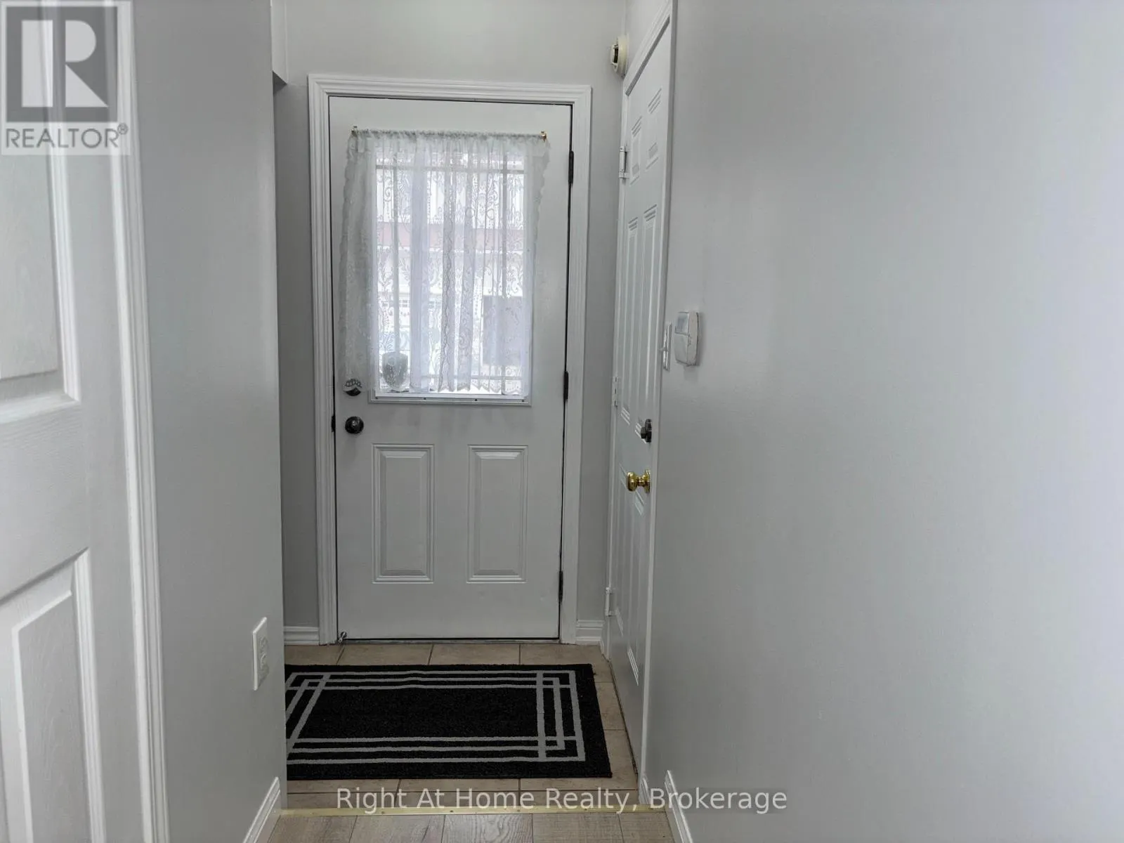 19 - 23 CONNELL LANE #19
