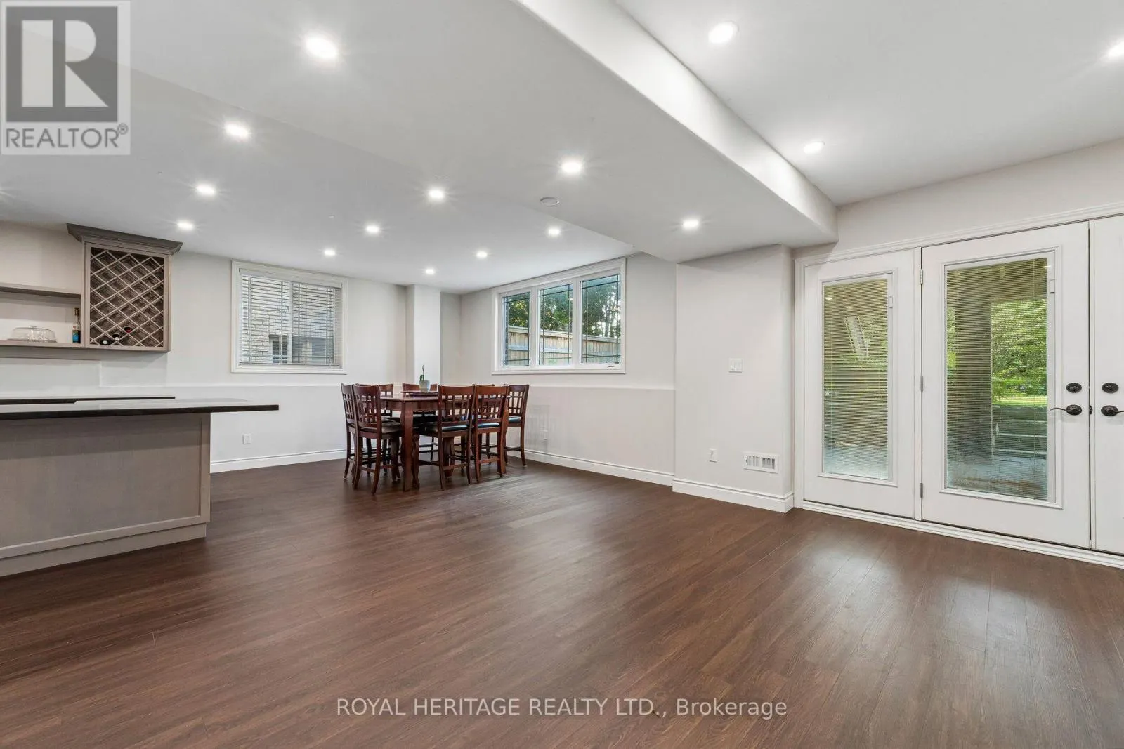 51 GLORIA CRESCENT