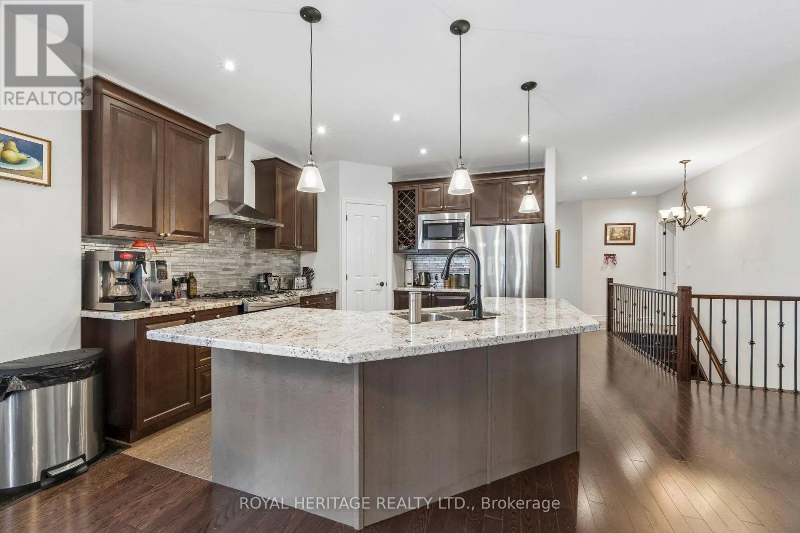 51 GLORIA CRESCENT