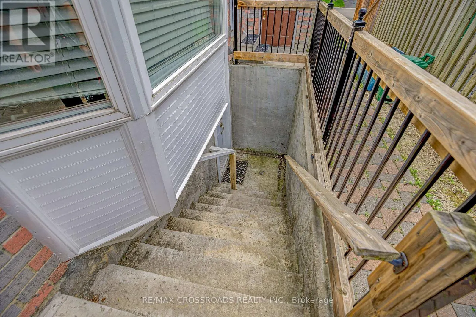 (BASEMENT) - 2 VICEREGAL COURT