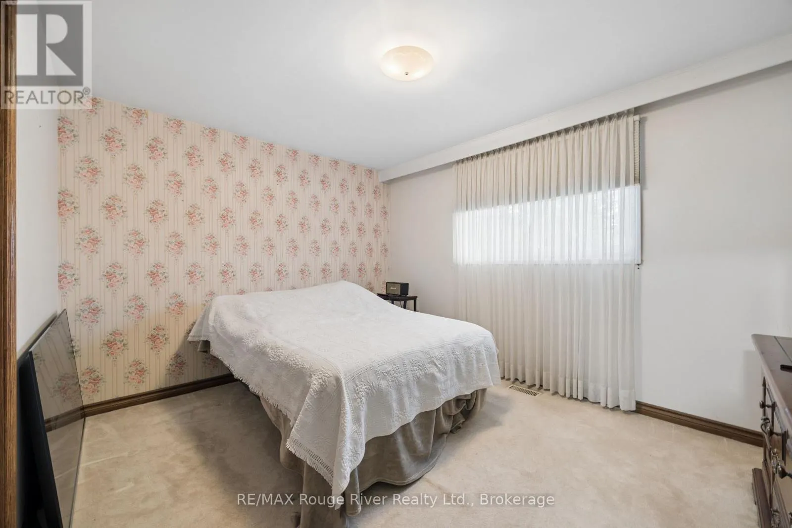3 HEATHERWOOD ROAD