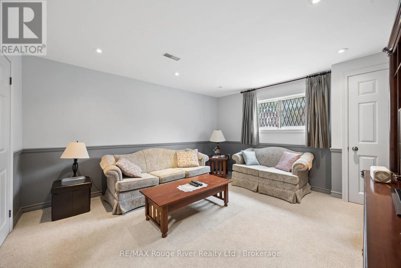 3 HEATHERWOOD ROAD