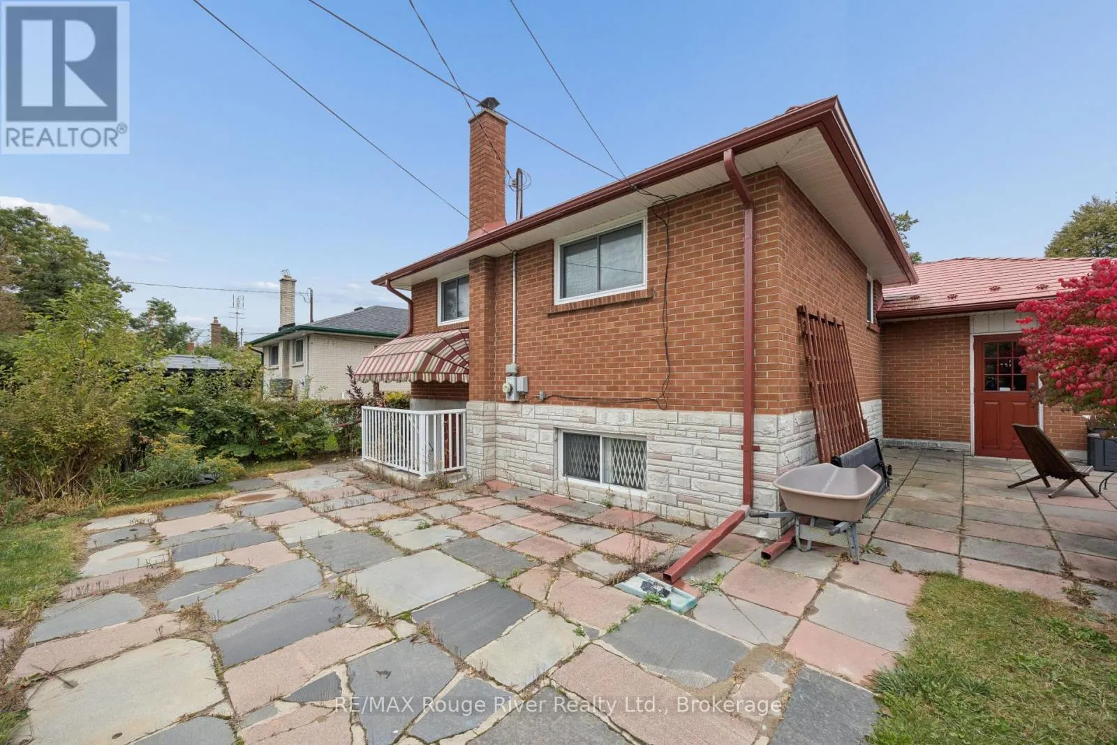 3 HEATHERWOOD ROAD