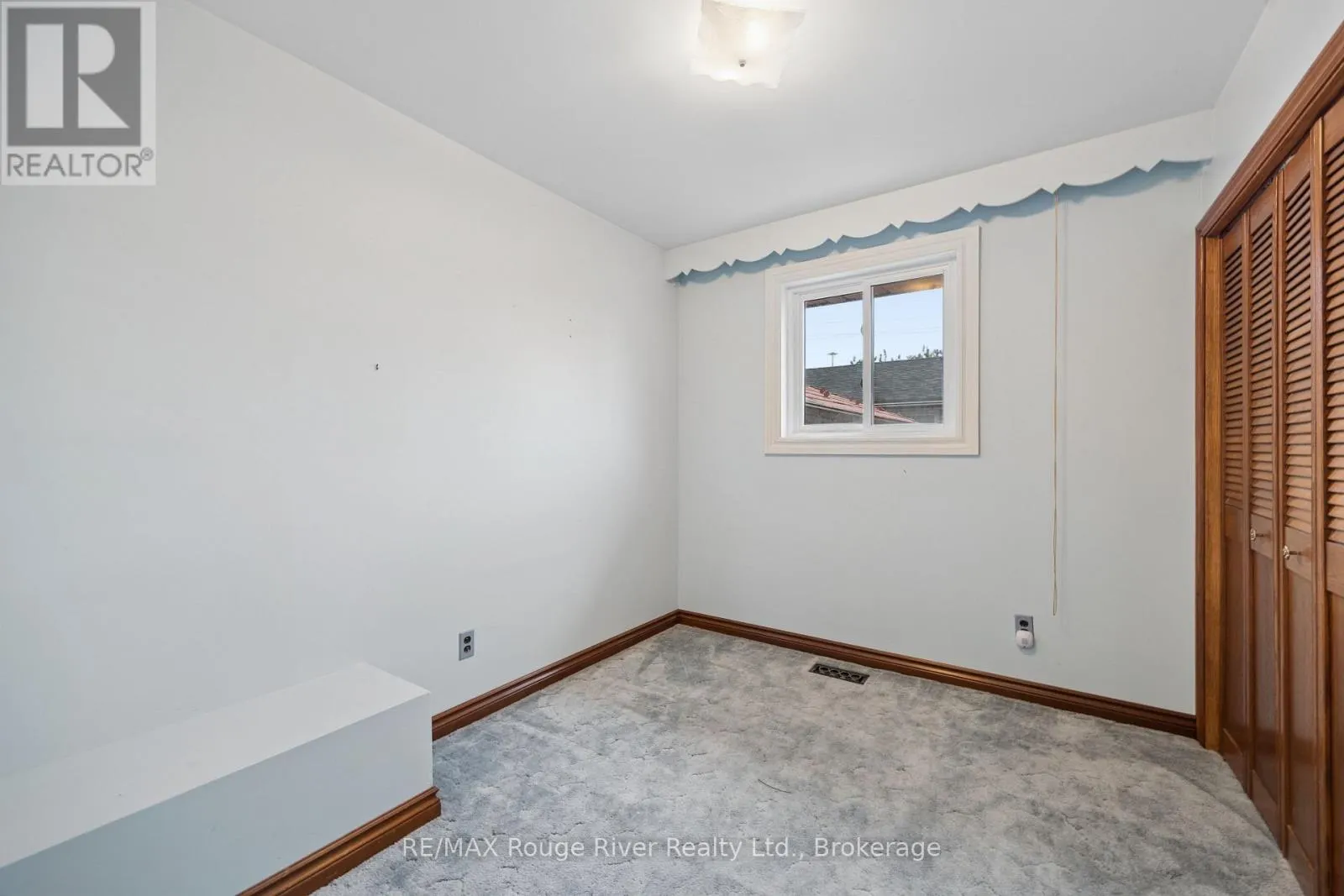 3 HEATHERWOOD ROAD