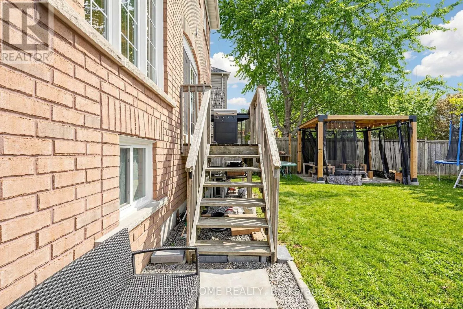 14 GRAINGER CRESCENT