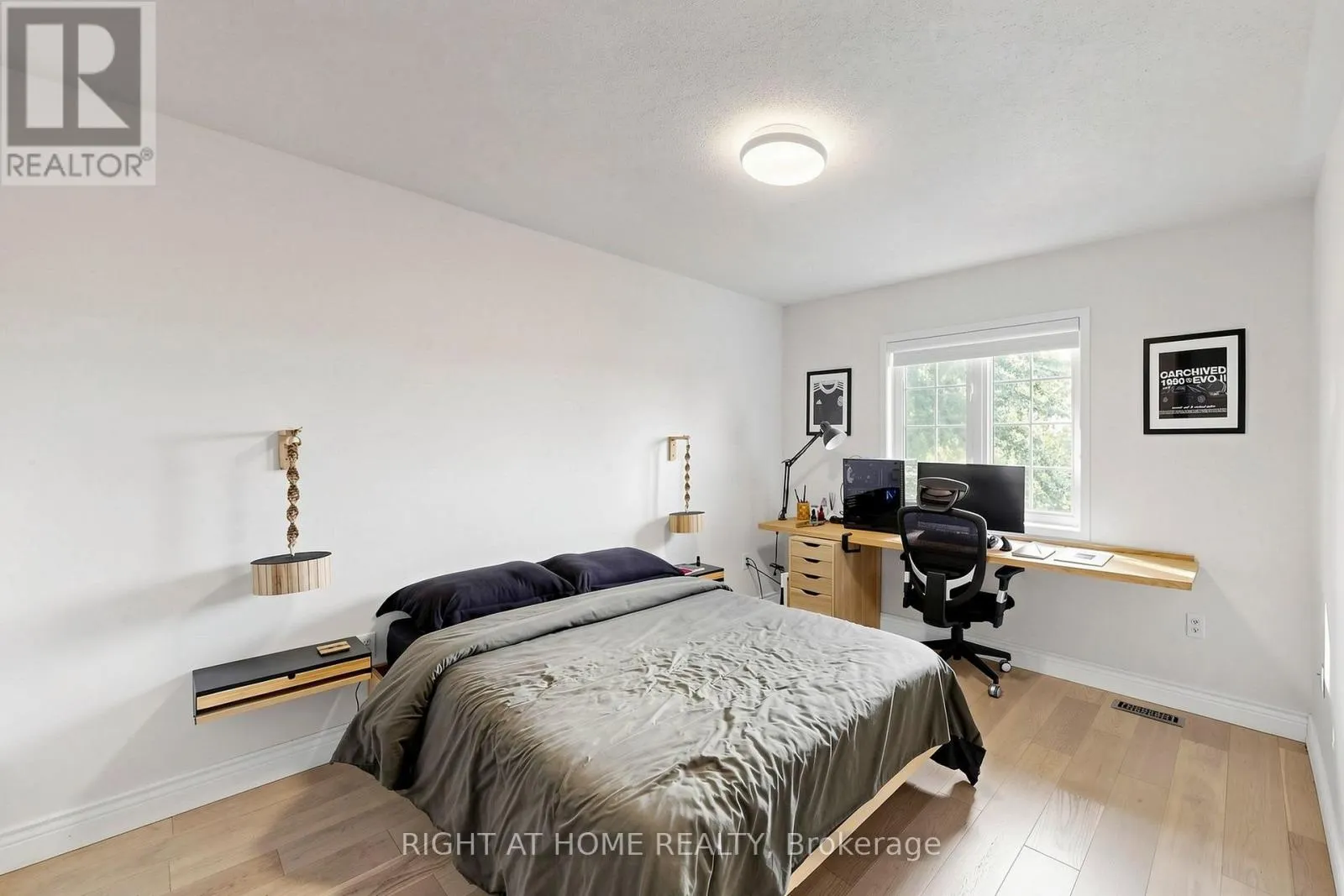 14 GRAINGER CRESCENT