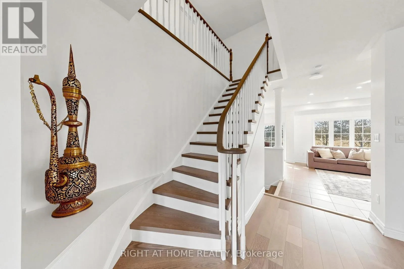 14 GRAINGER CRESCENT