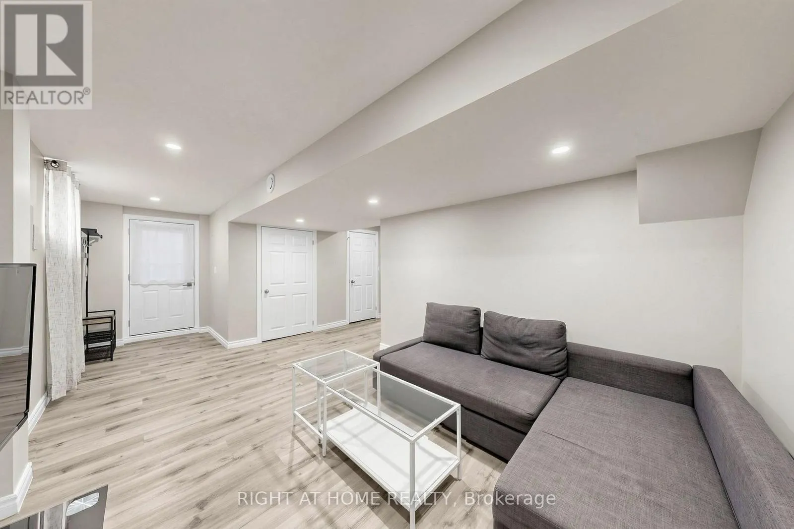 14 GRAINGER CRESCENT