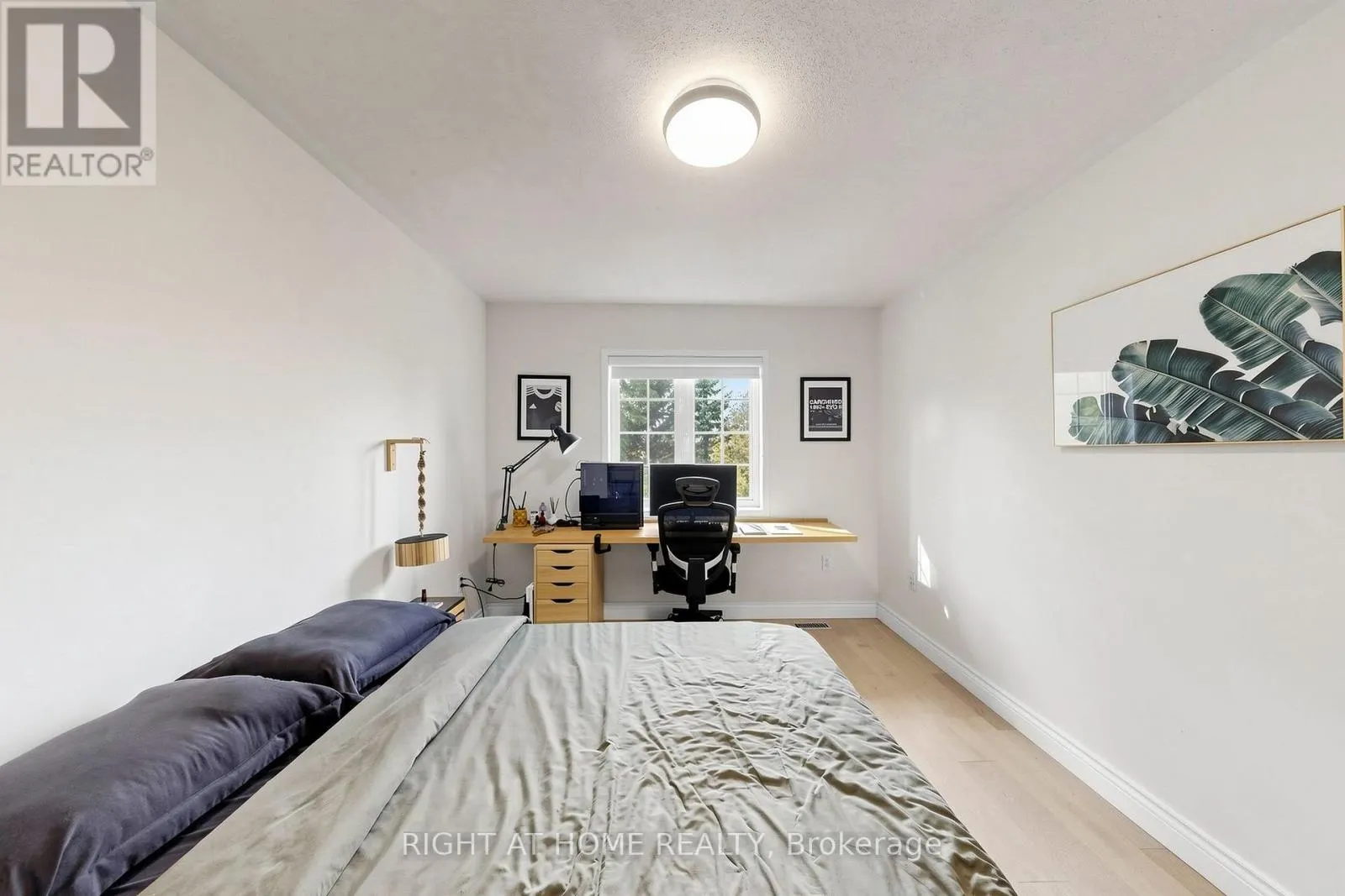14 GRAINGER CRESCENT