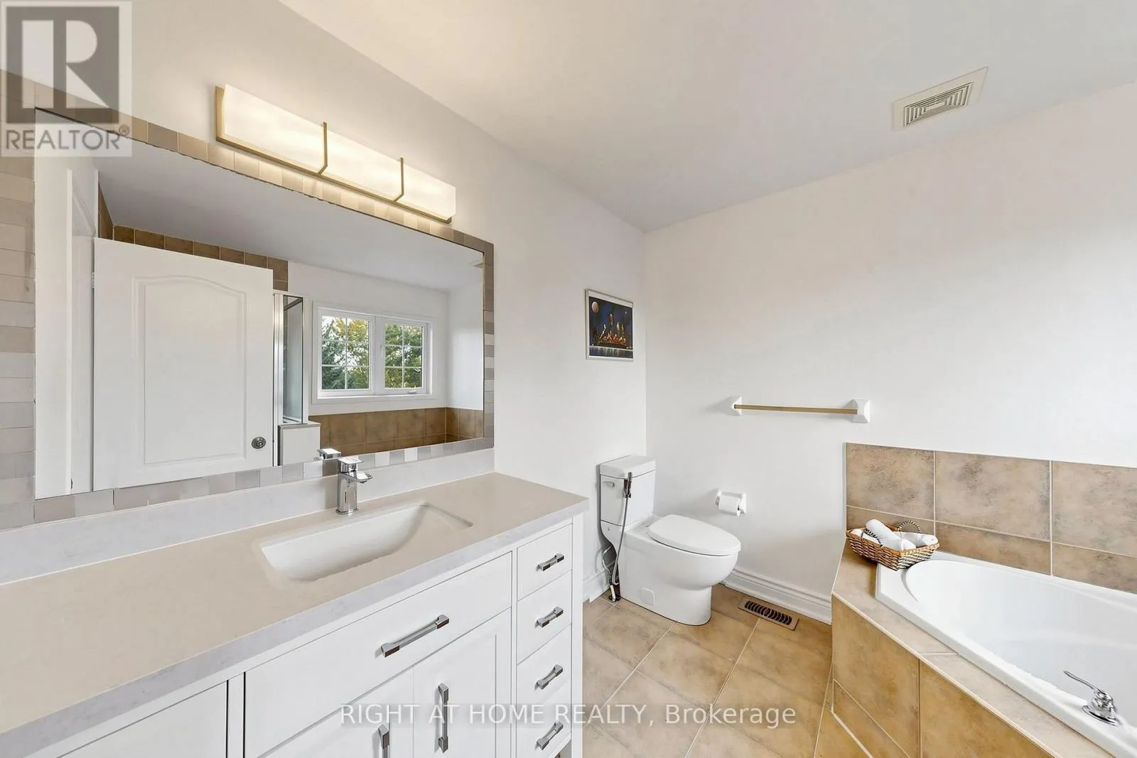 14 GRAINGER CRESCENT