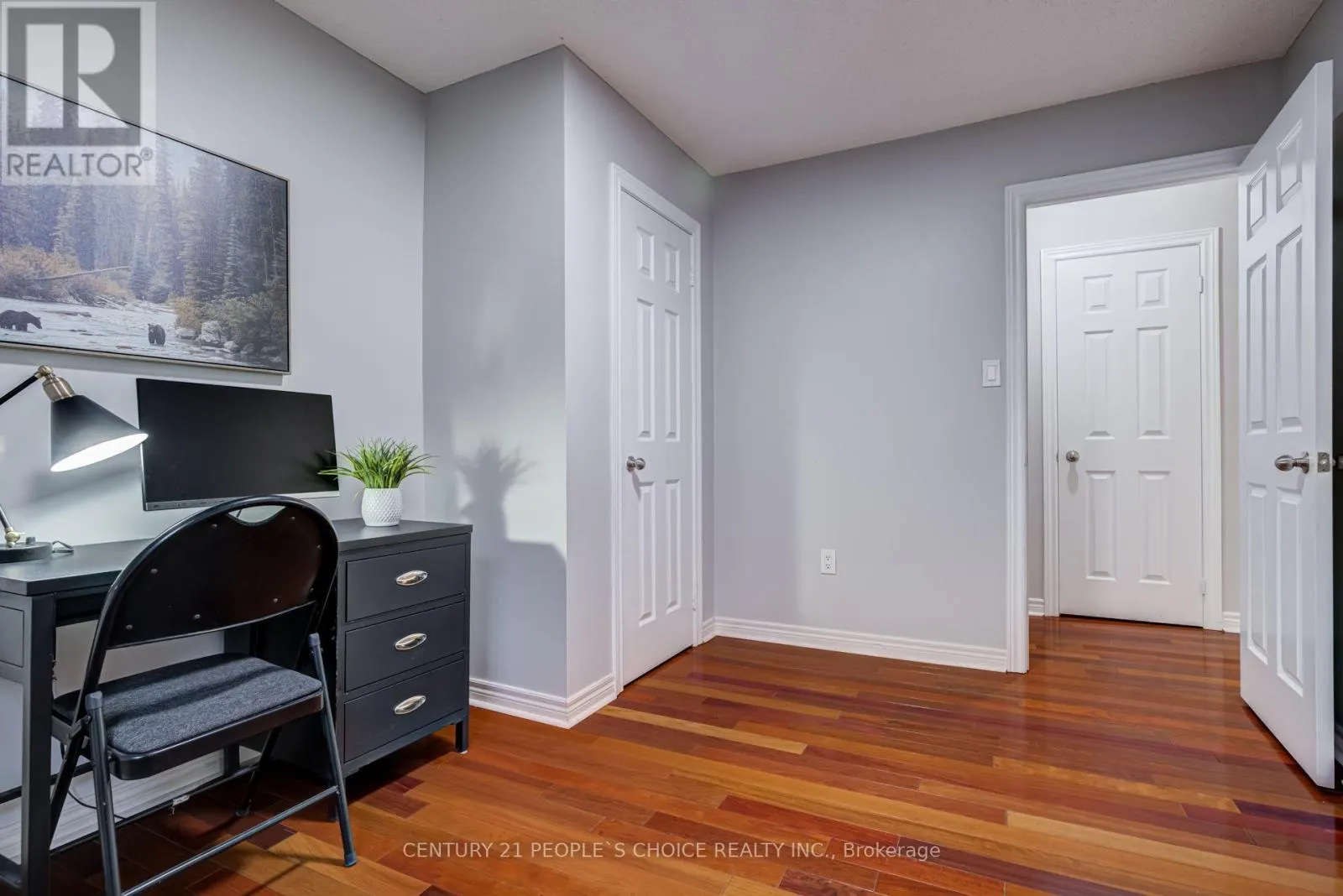 11 SEARELL AVENUE