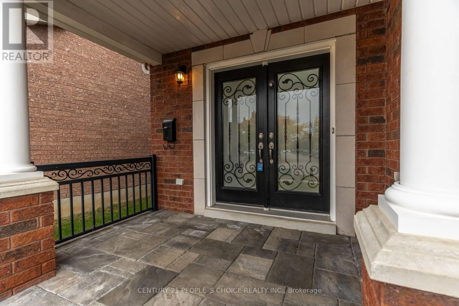 11 SEARELL AVENUE