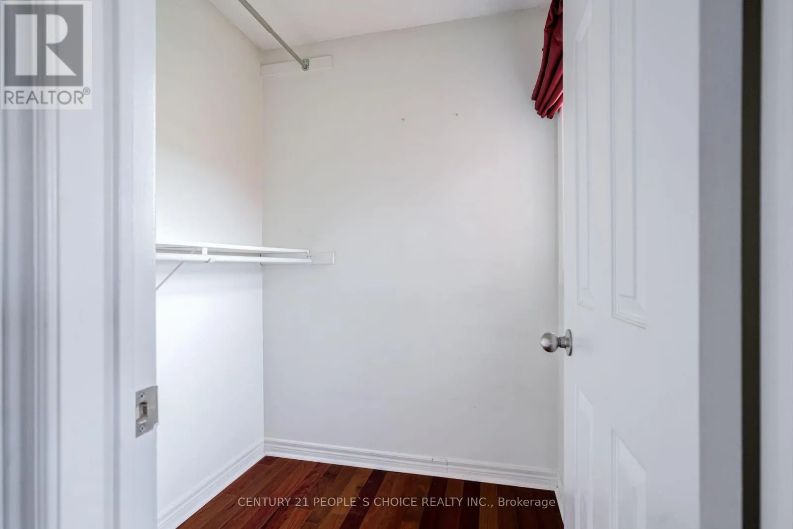 11 SEARELL AVENUE