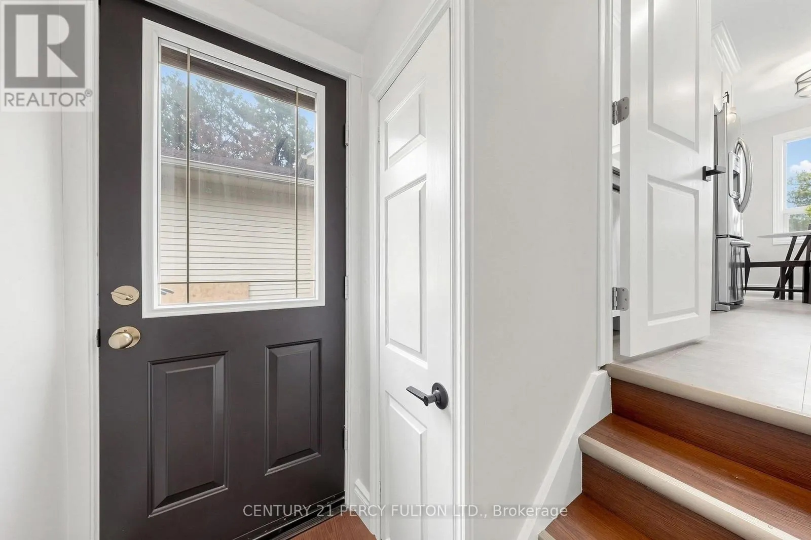 76 ARLINGTON AVENUE