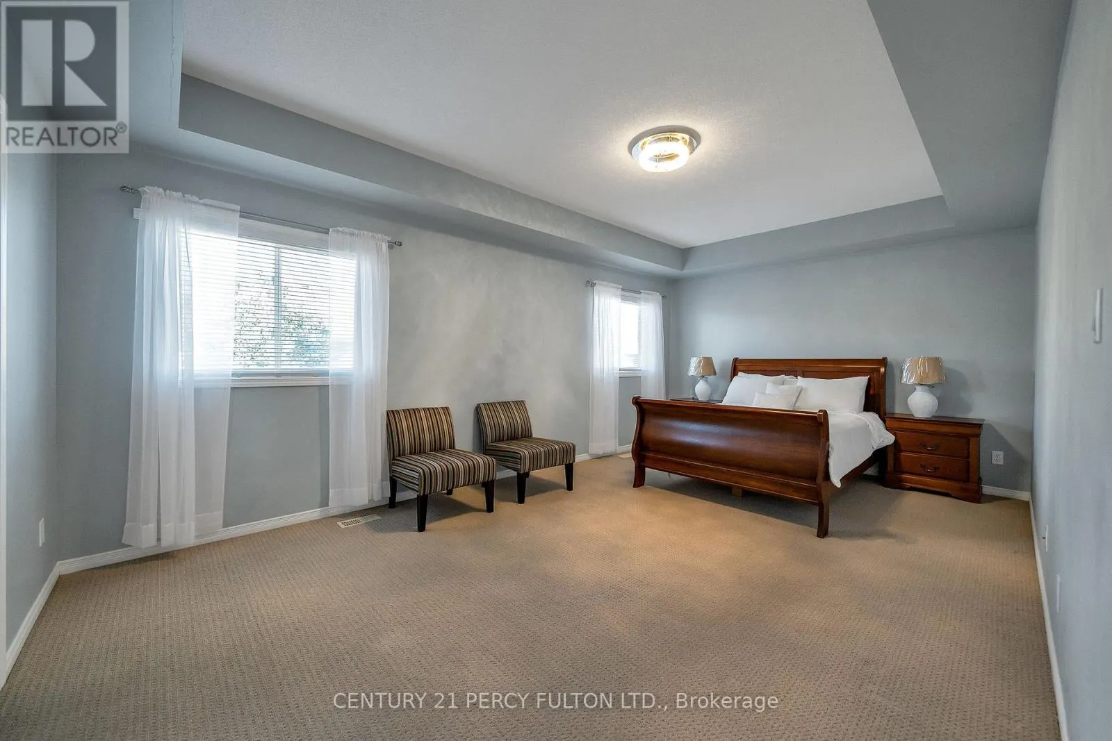 24 CRAGG CRESCENT