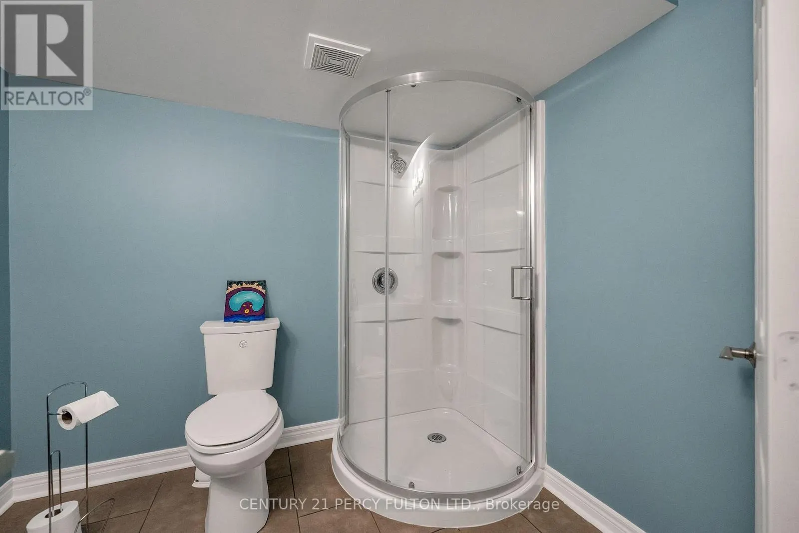 24 CRAGG CRESCENT