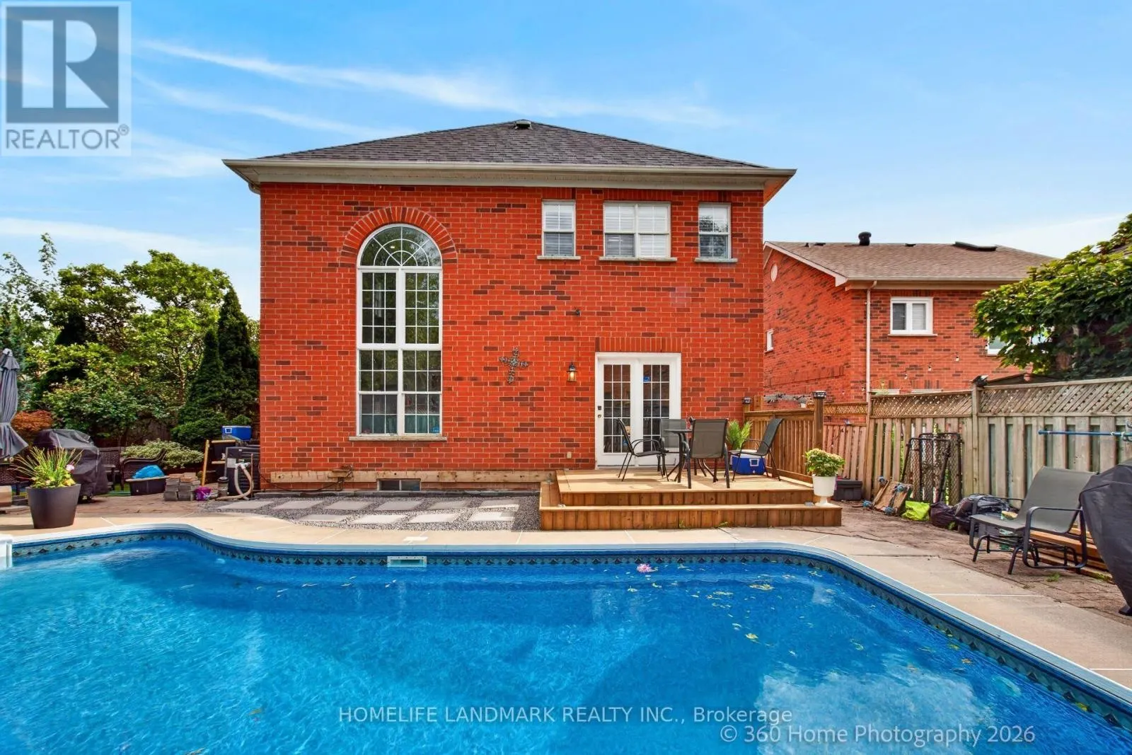 42 BLACKFRIAR AVENUE