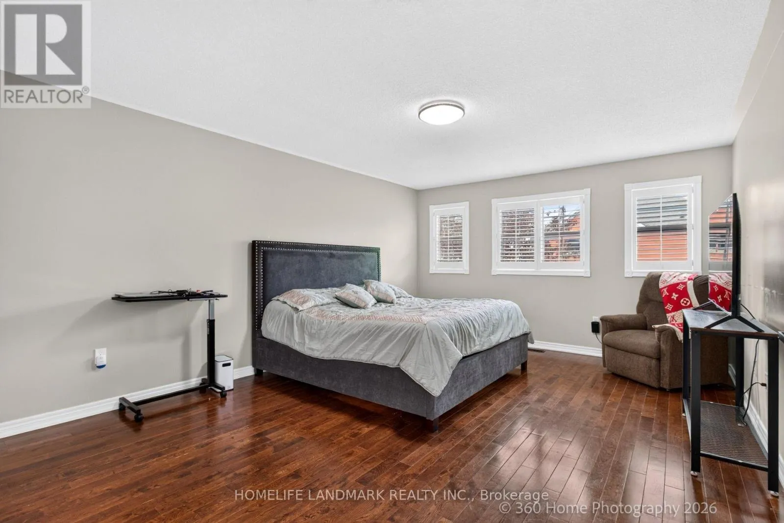 42 BLACKFRIAR AVENUE
