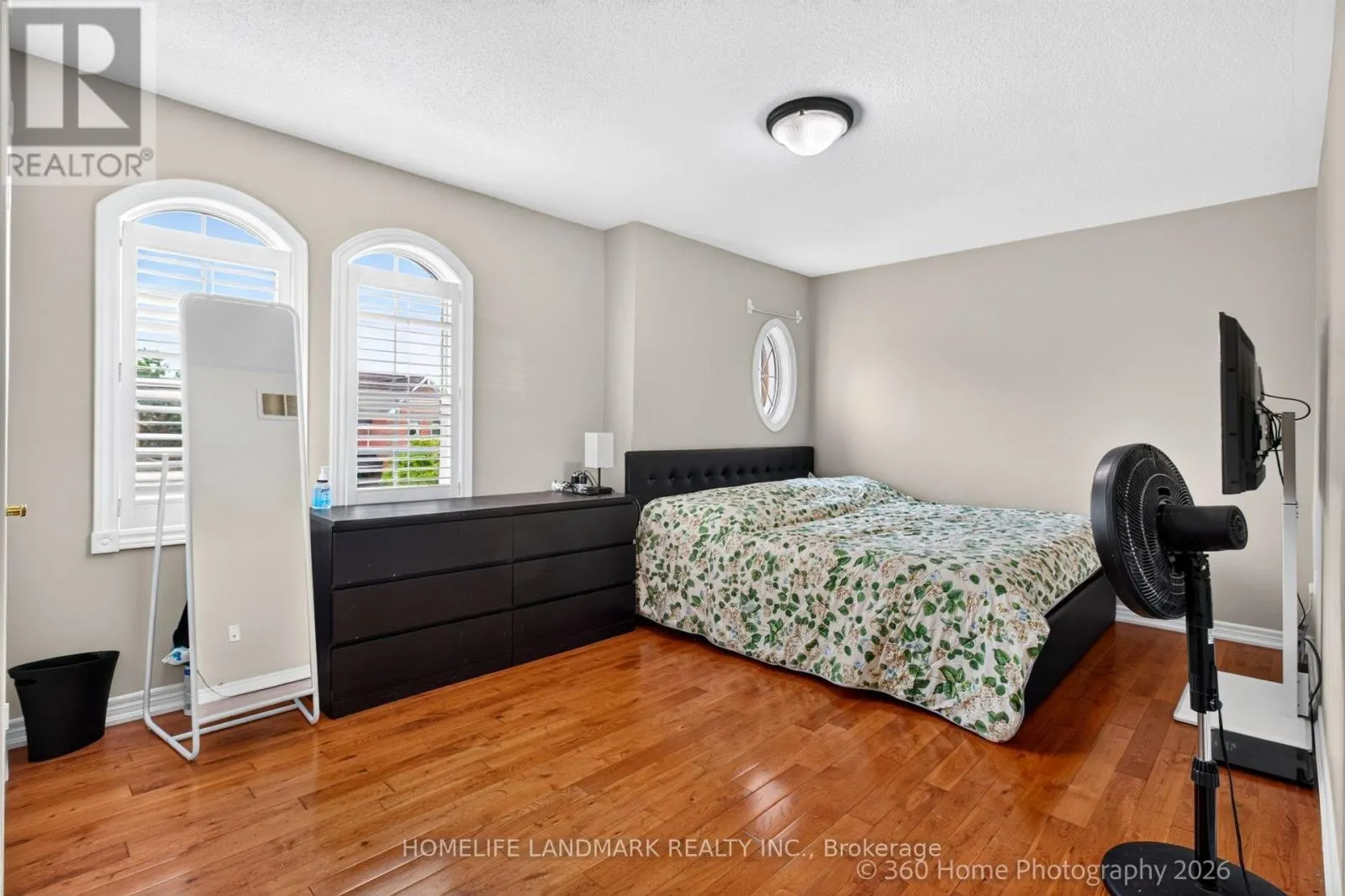 42 BLACKFRIAR AVENUE