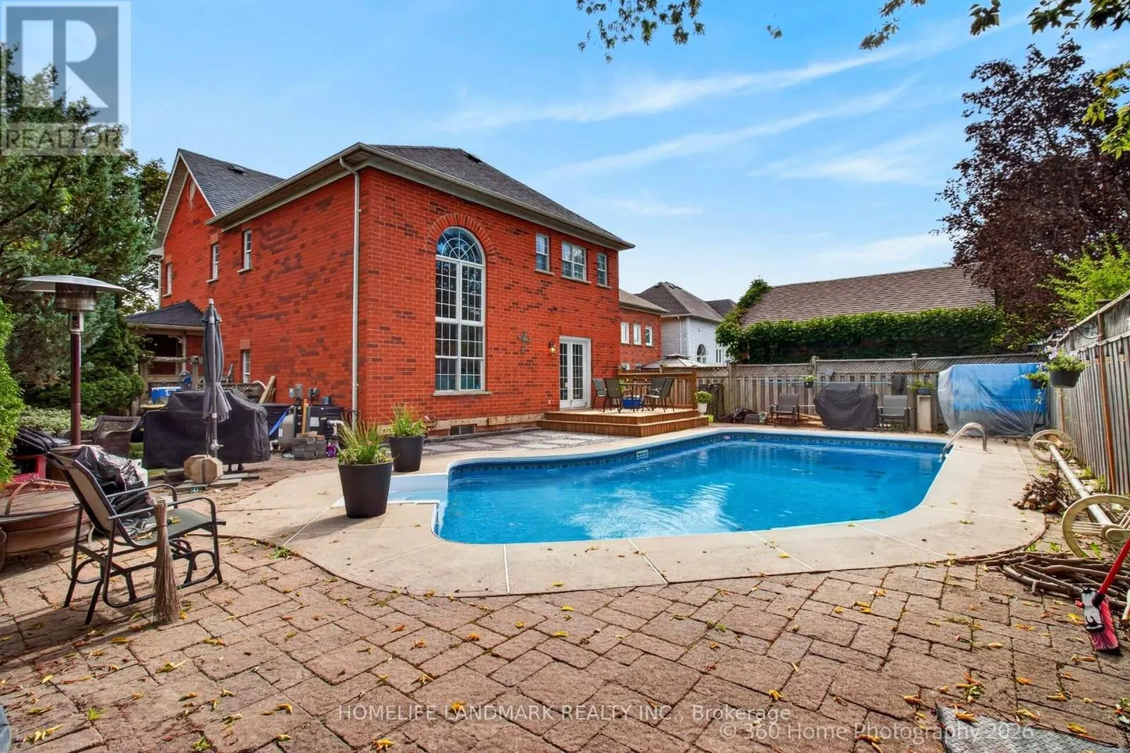 42 BLACKFRIAR AVENUE