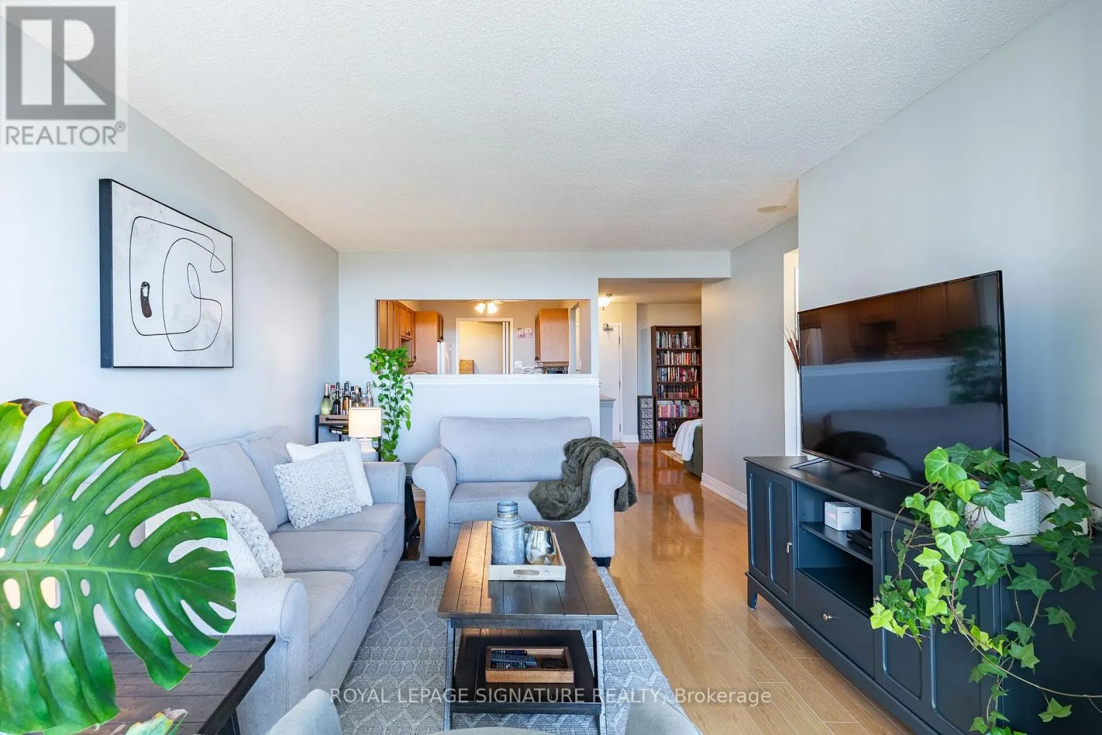 723 - 1880 VALLEY FARM ROAD
