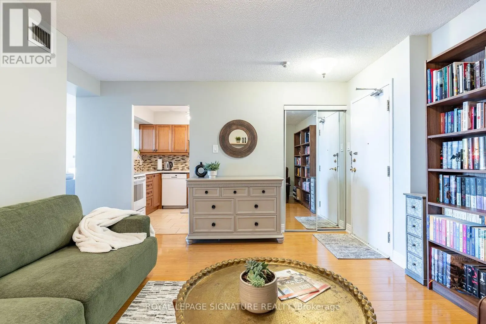 723 - 1880 VALLEY FARM ROAD