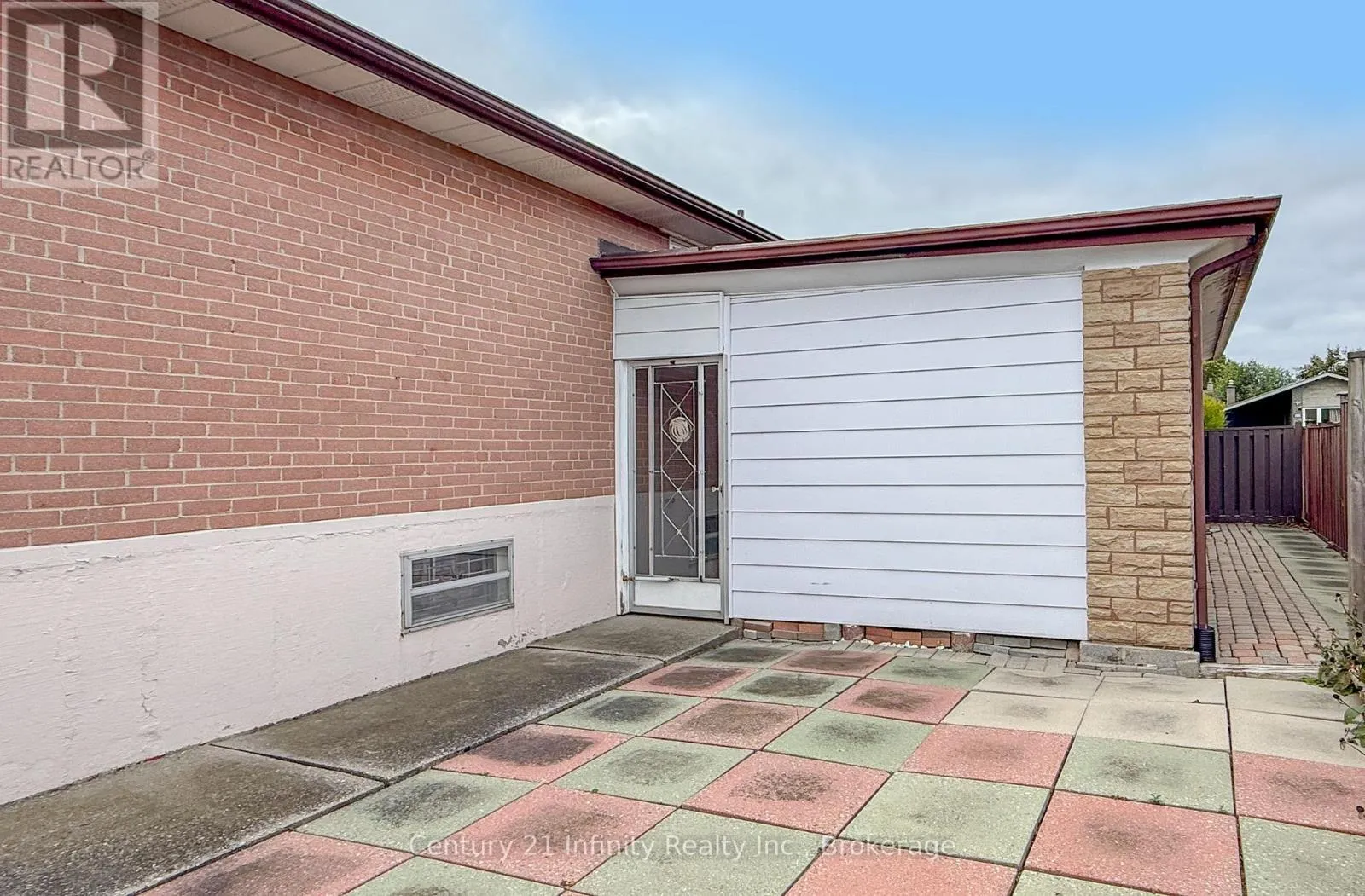 879 ANTONIO STREET