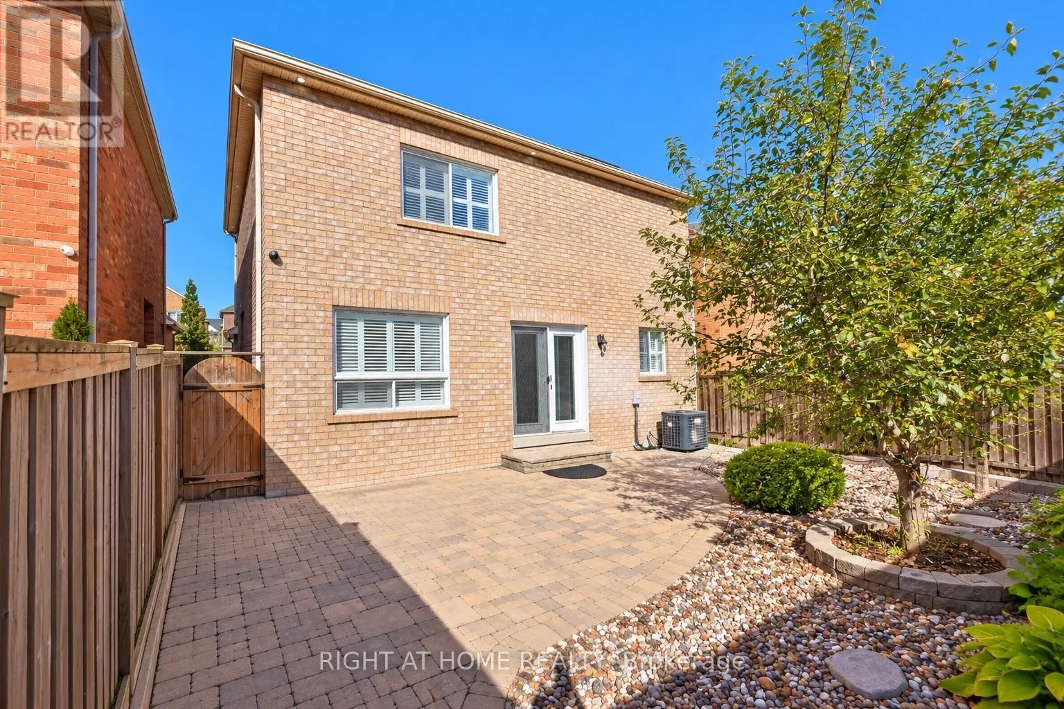 7 URWIN STREET
