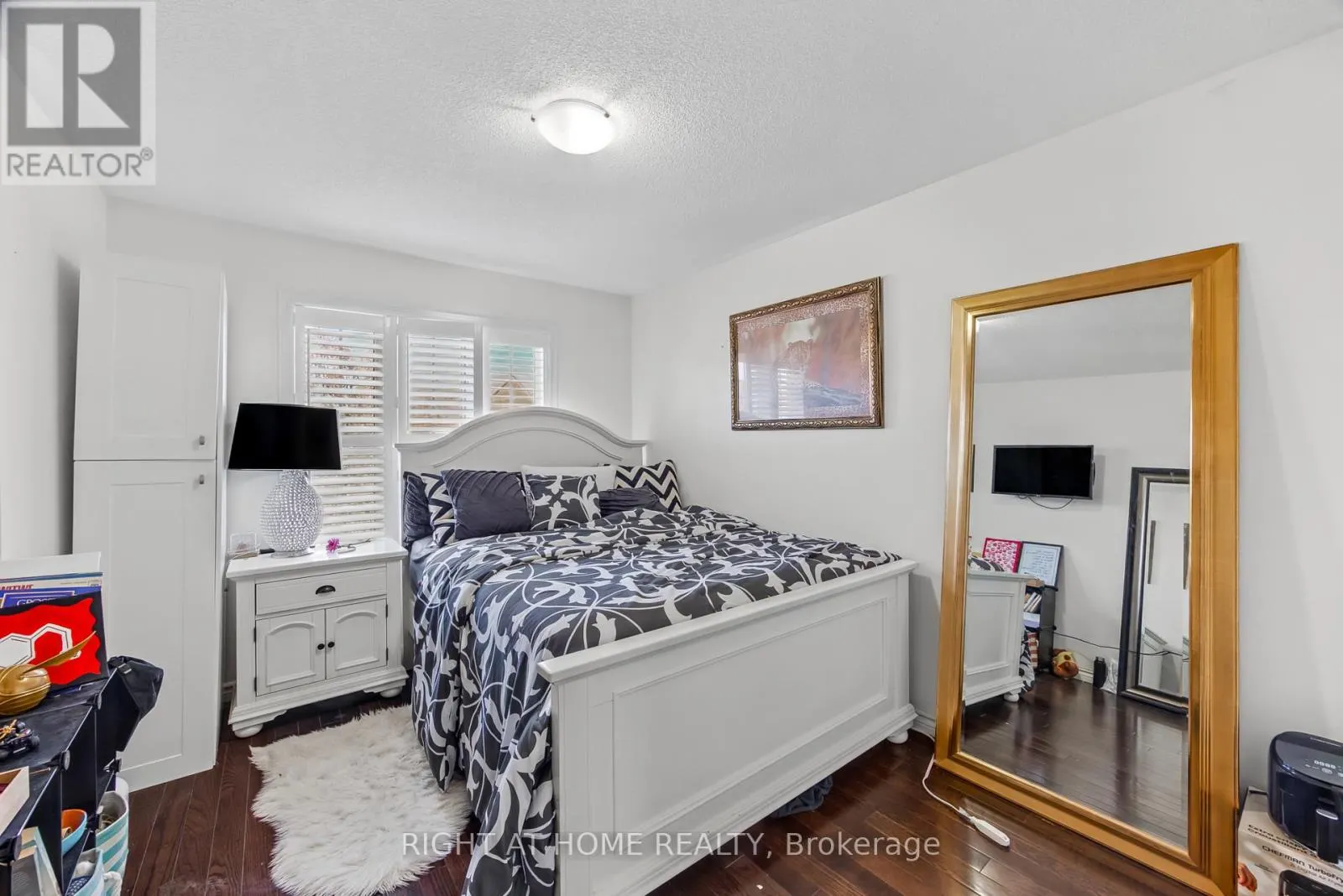 7 URWIN STREET