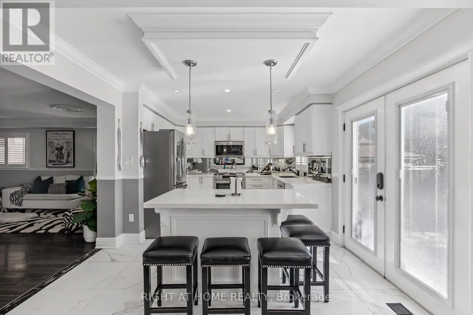 7 URWIN STREET