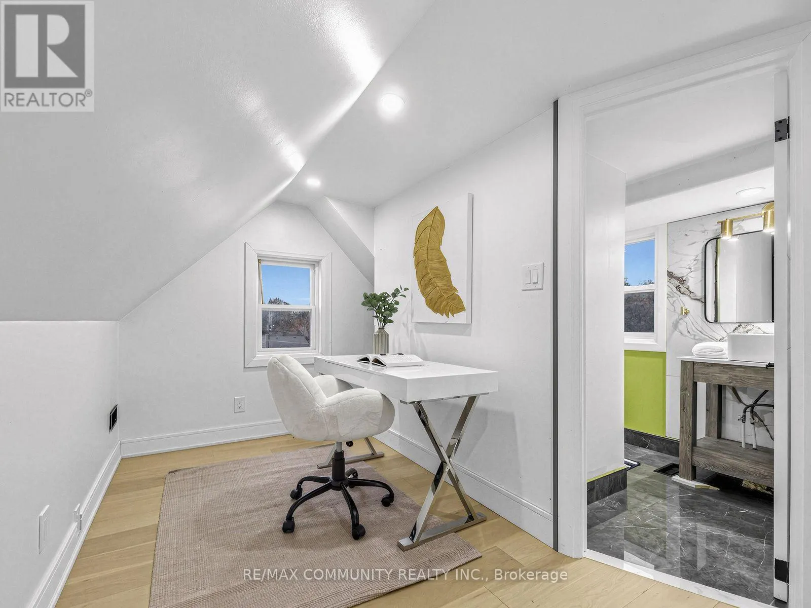 2444 RUNDLE ABBEY
