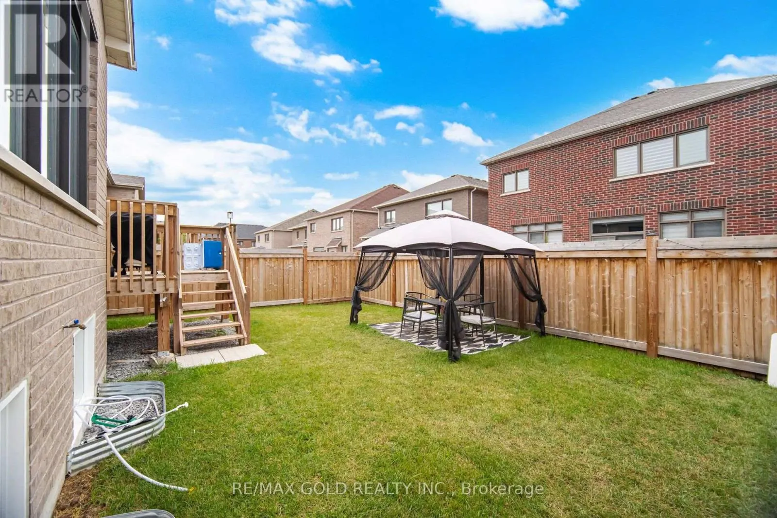 426 CORONATION ROAD