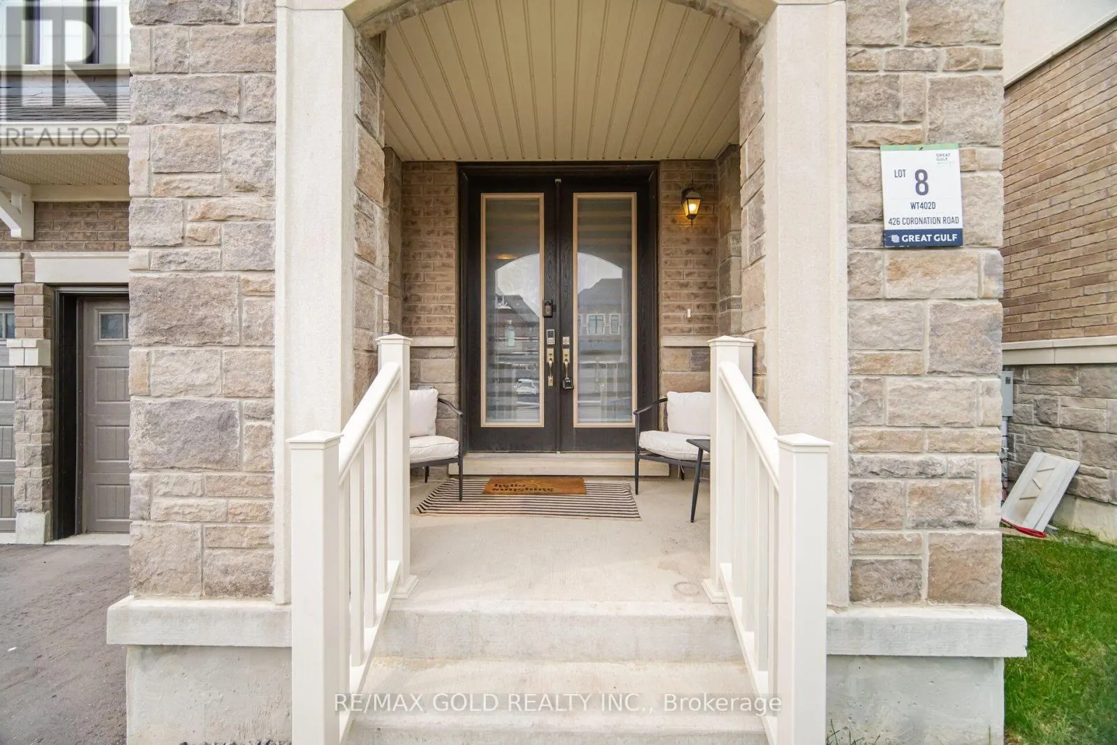 426 CORONATION ROAD