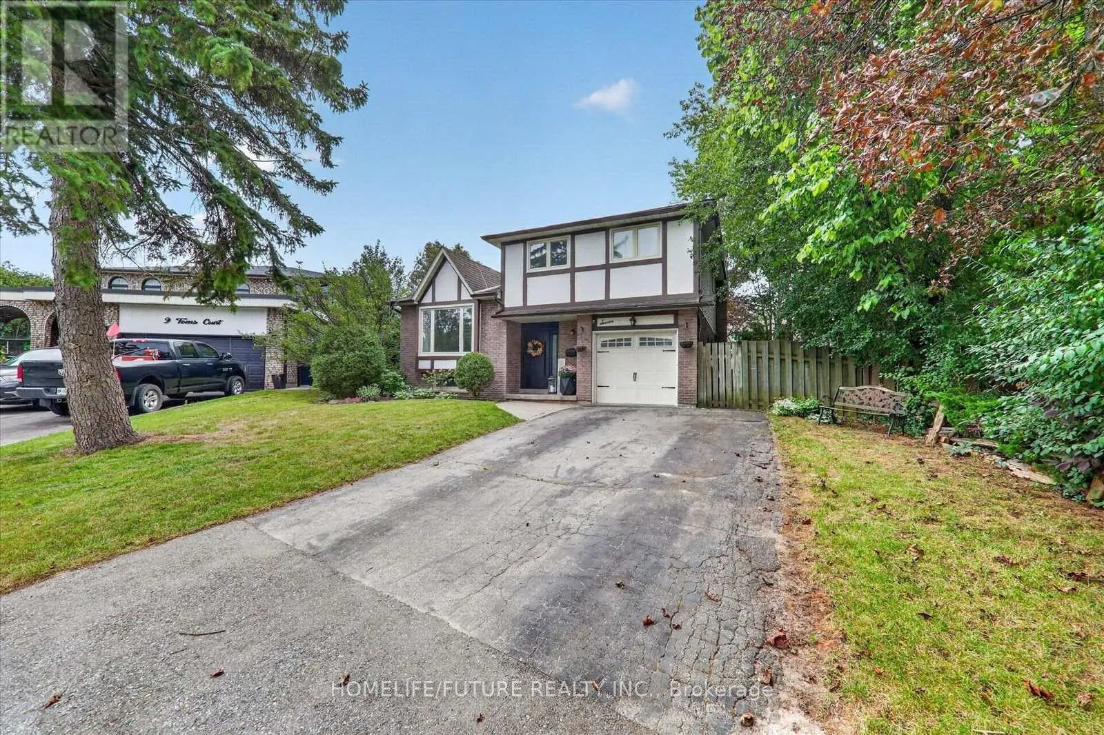 7 TOMS COURT