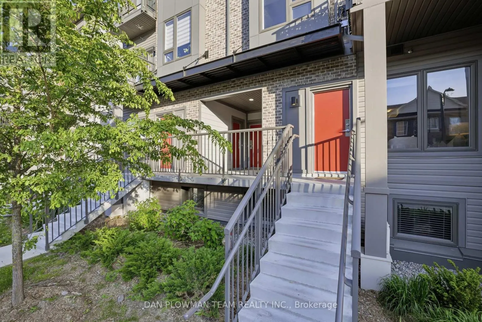 1210 - 2635 WILLIAM JACKSON DRIVE
