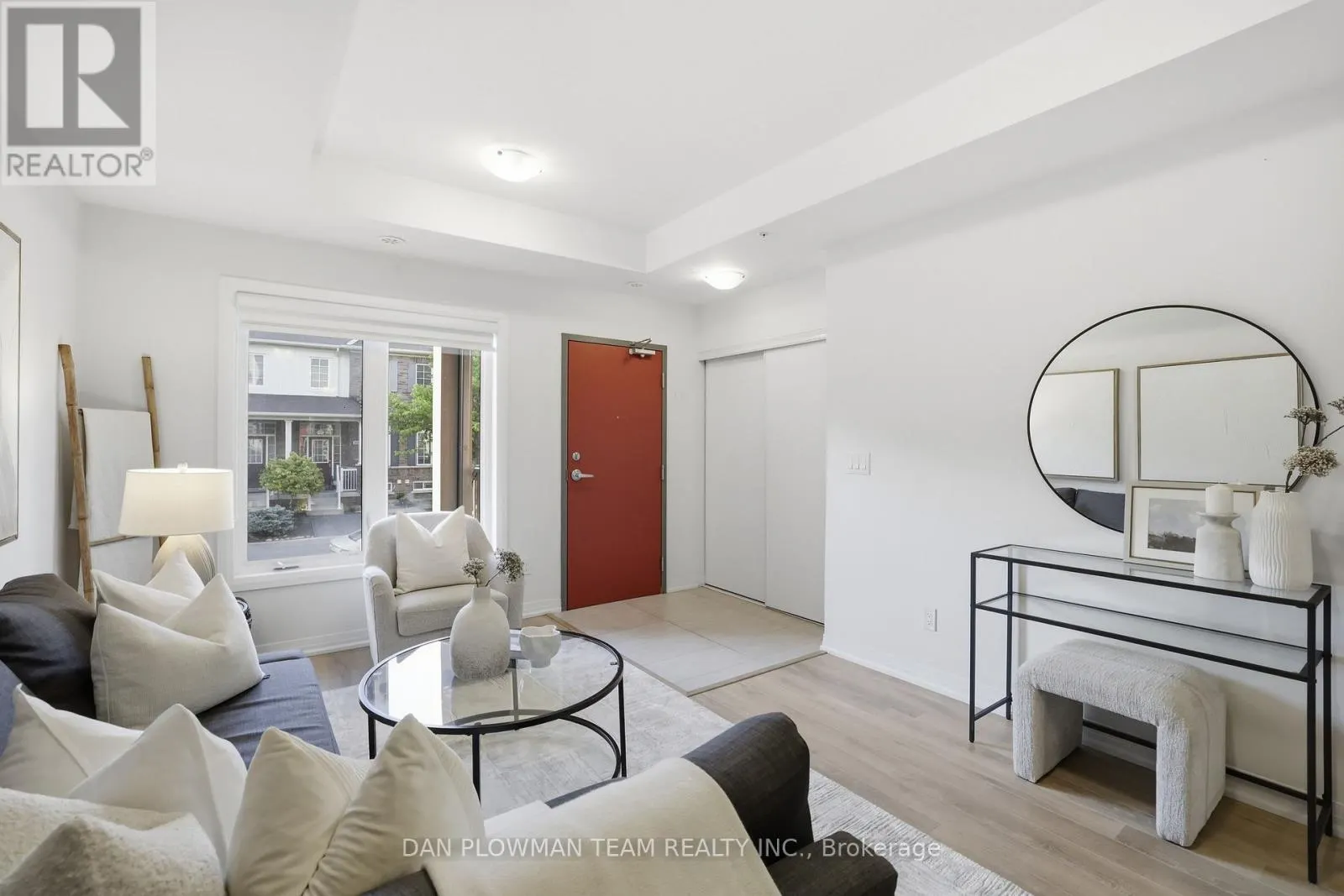 1210 - 2635 WILLIAM JACKSON DRIVE